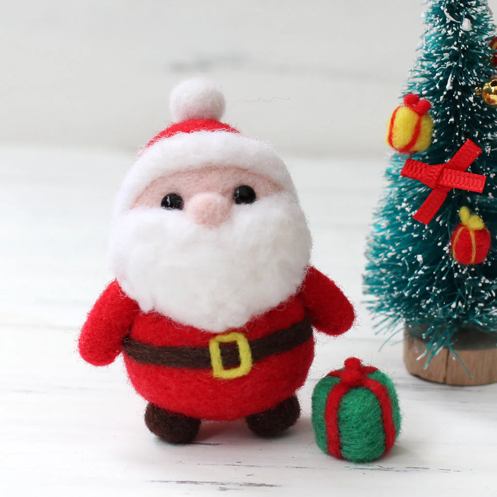 Santa Needle Felting Kit. Wizardi DIY Wool Craft Kit F07N8-W11 - Image 2
