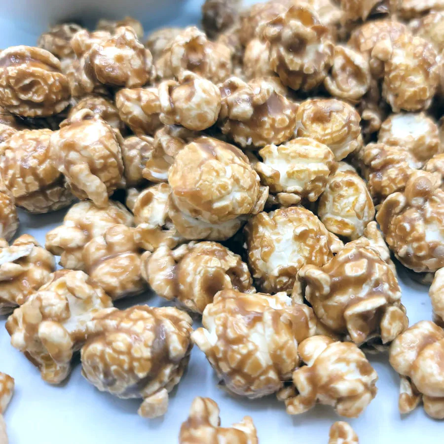 Sea Salted Caramel Popcorn | Pack of 2 | 8 oz | HR Poppin' Snacks - Image 4