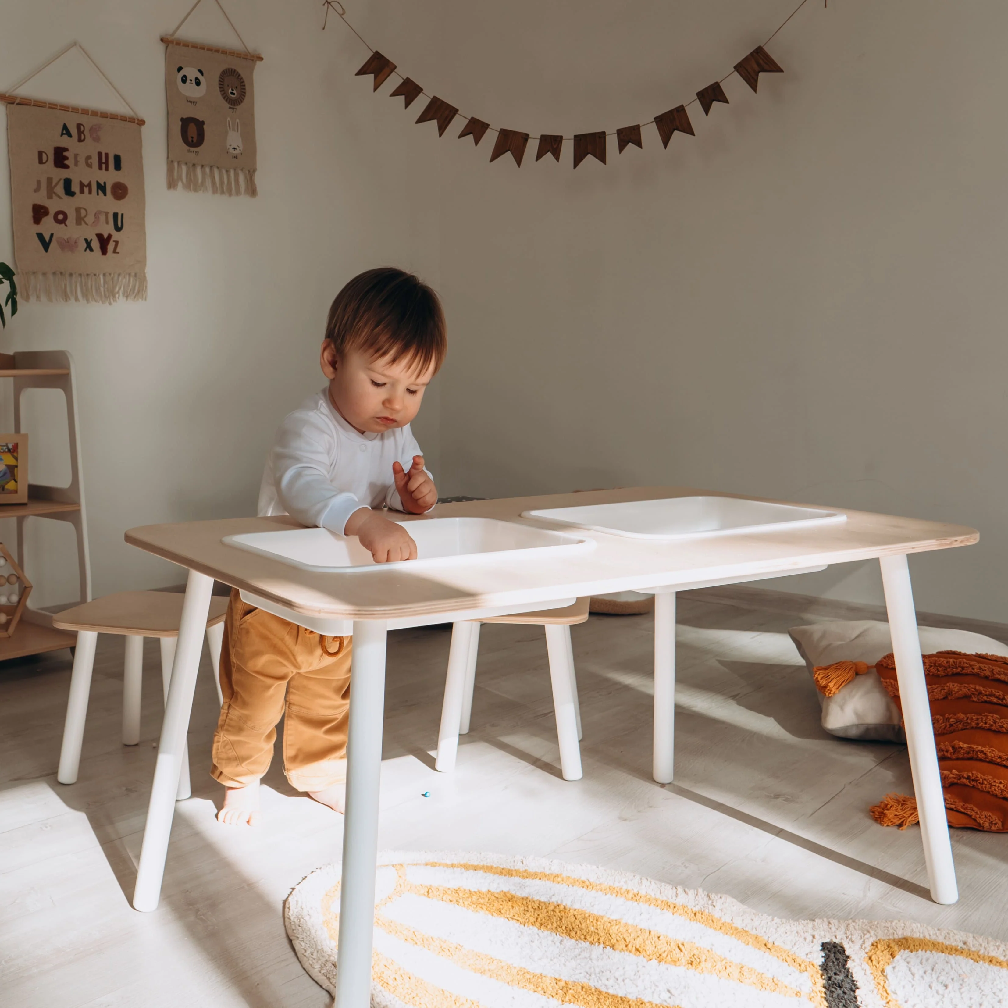 Sensory Table - Image 3