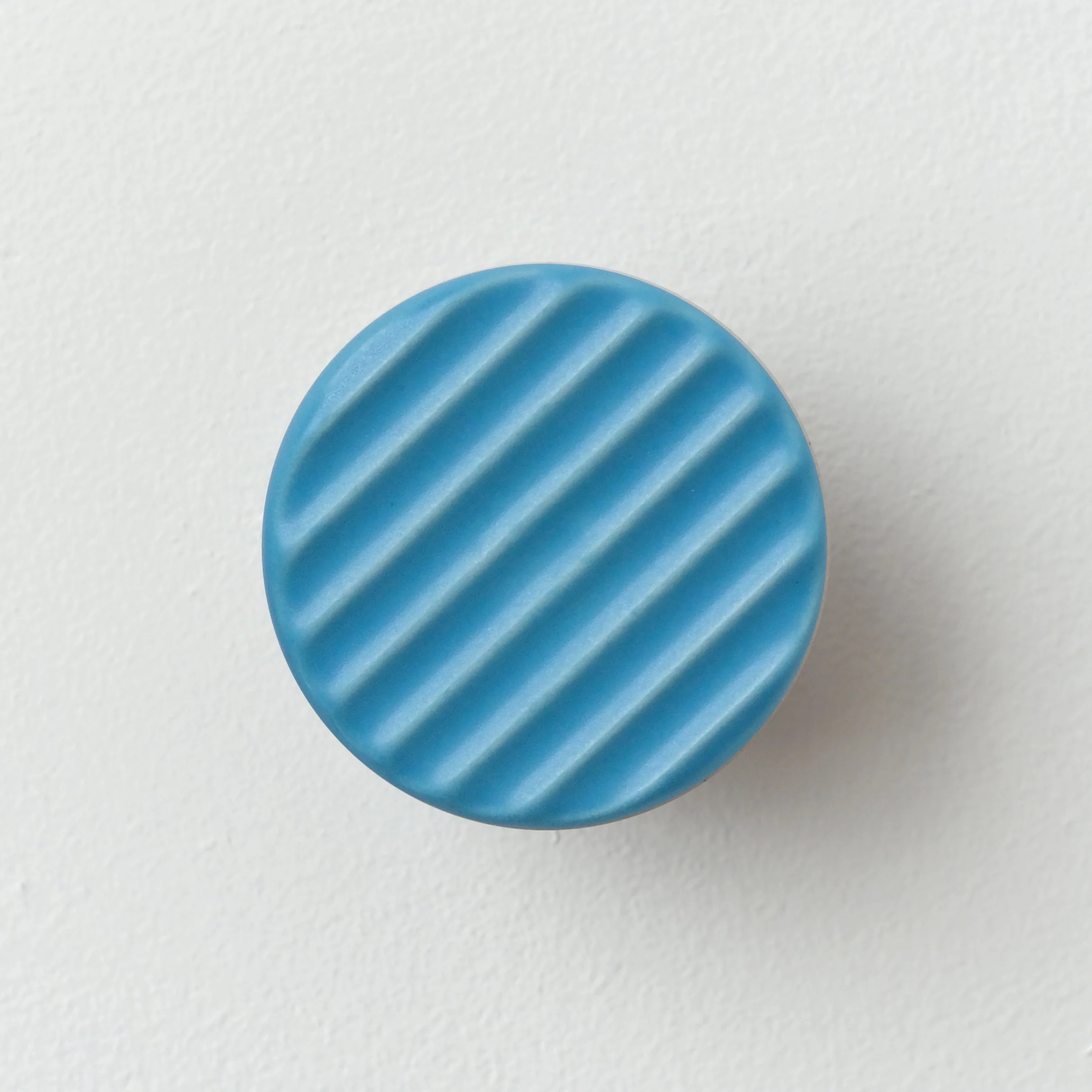 Sequence coat hook - Fluted - Image 11