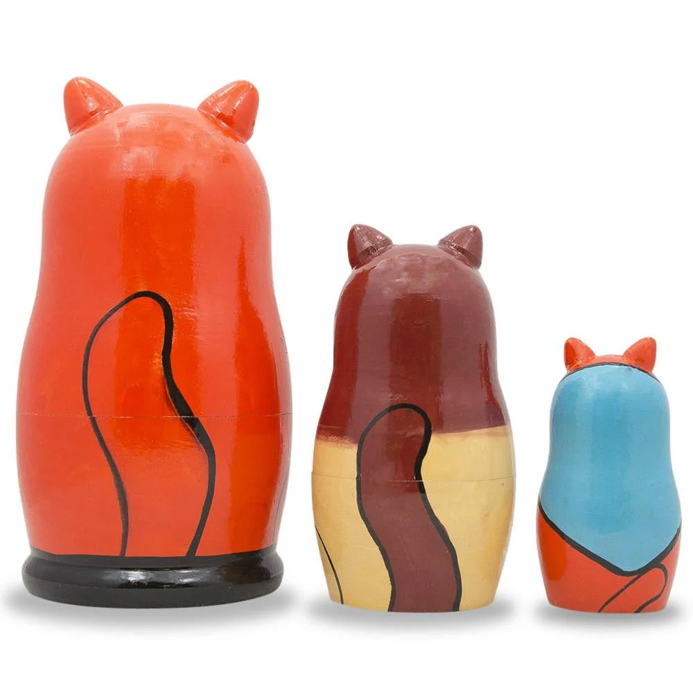 Set of 3 Cats With Fish and Rod Wooden Nesting Dolls 5.5 Inches - Image 2