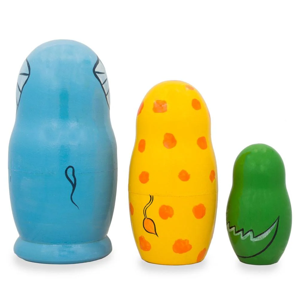 Set of 3 Elephant, Giraffe, and Alligator Wooden Nesting Dolls 4.25 Inches - Image 2