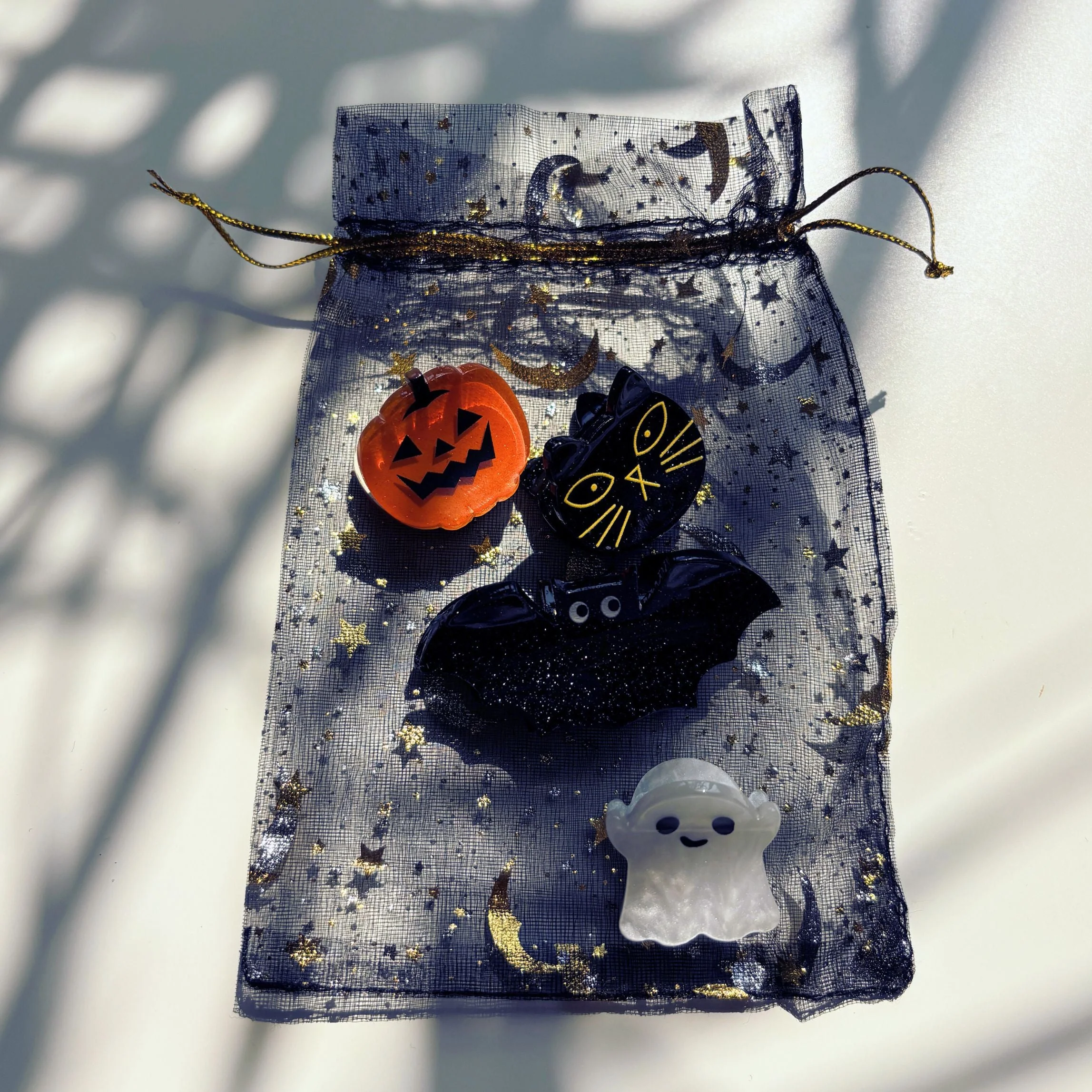 Set of 4 Velvet Claws Mini Spooky Hair Claws | Hair Claw Clip in Giftable Pouch - Image 2