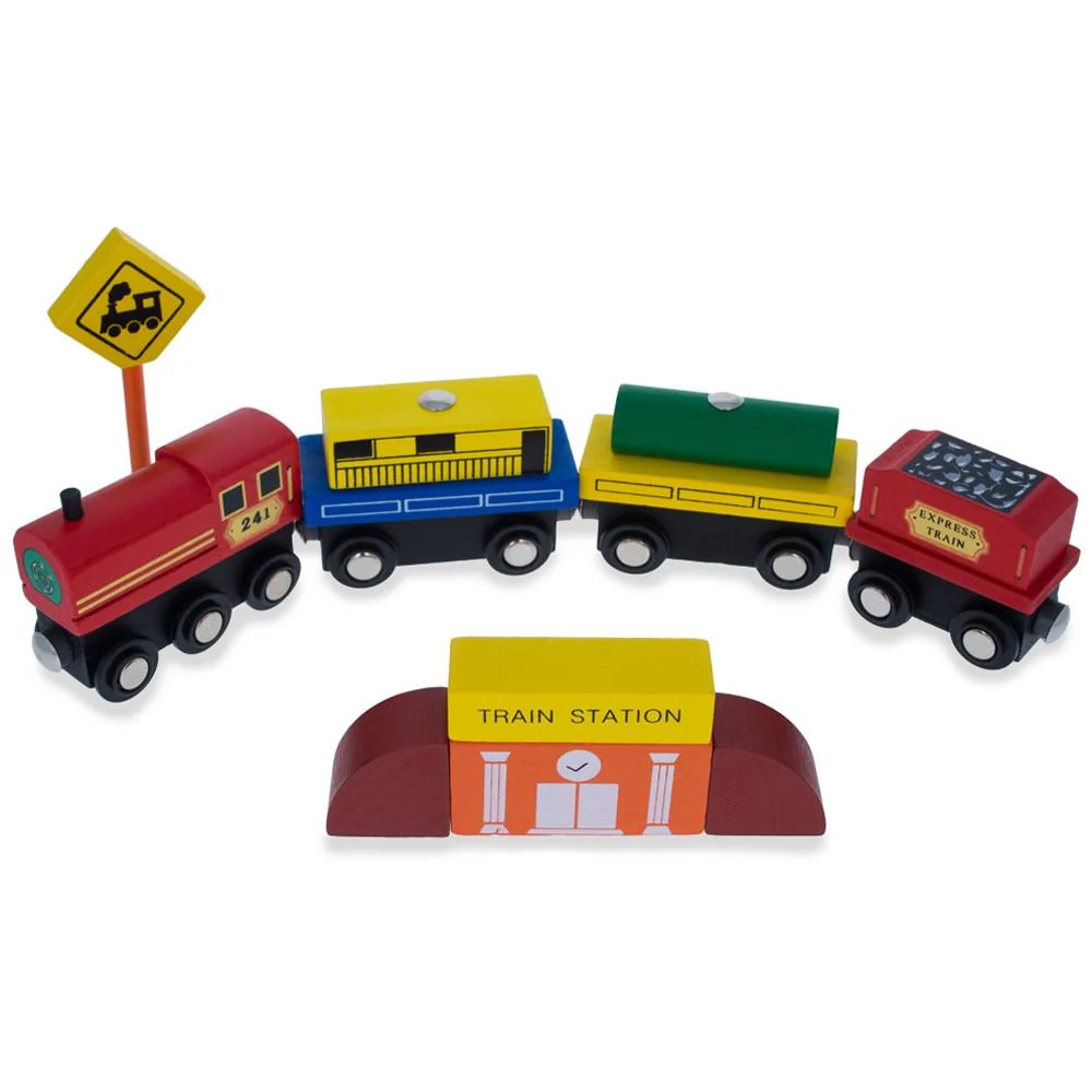 Set of 40 Pieces City Vehicles, Buildings, and Signs Wooden Blocks - Image 2