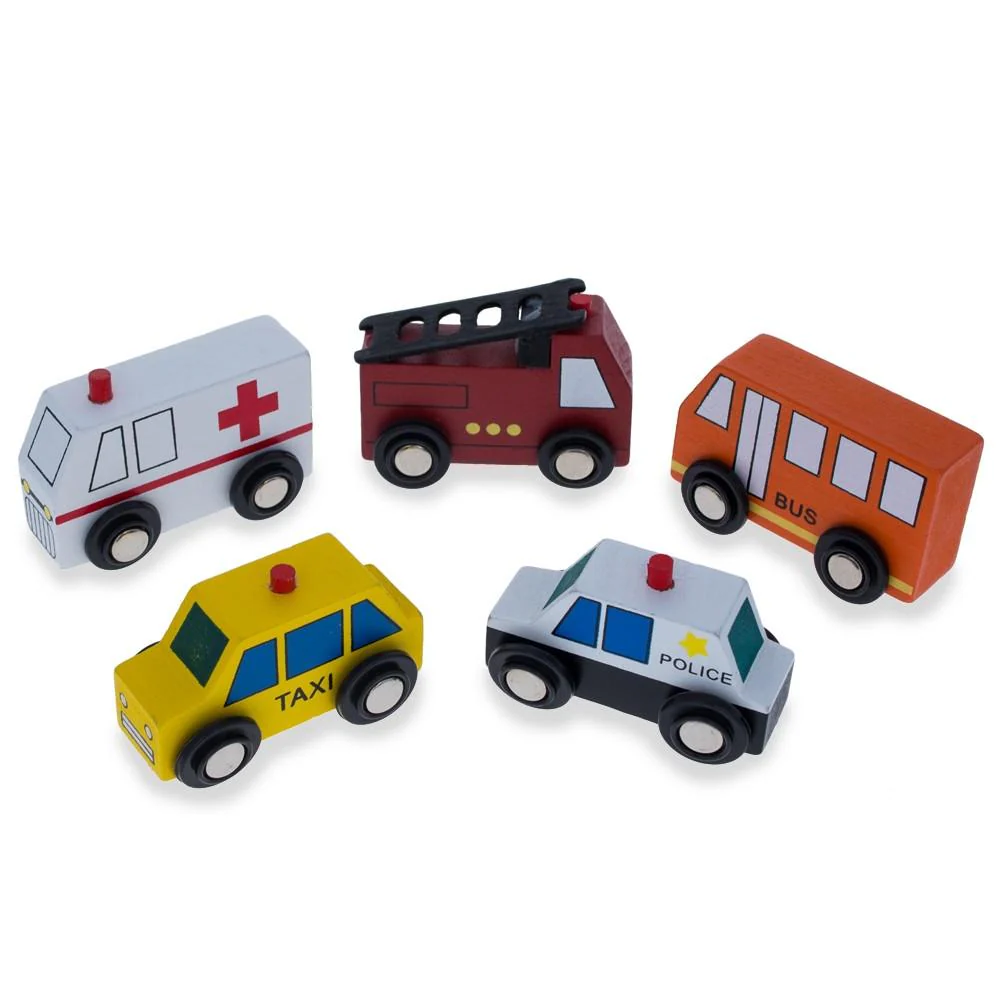 Set of 40 Pieces City Vehicles, Buildings, and Signs Wooden Blocks - Image 4
