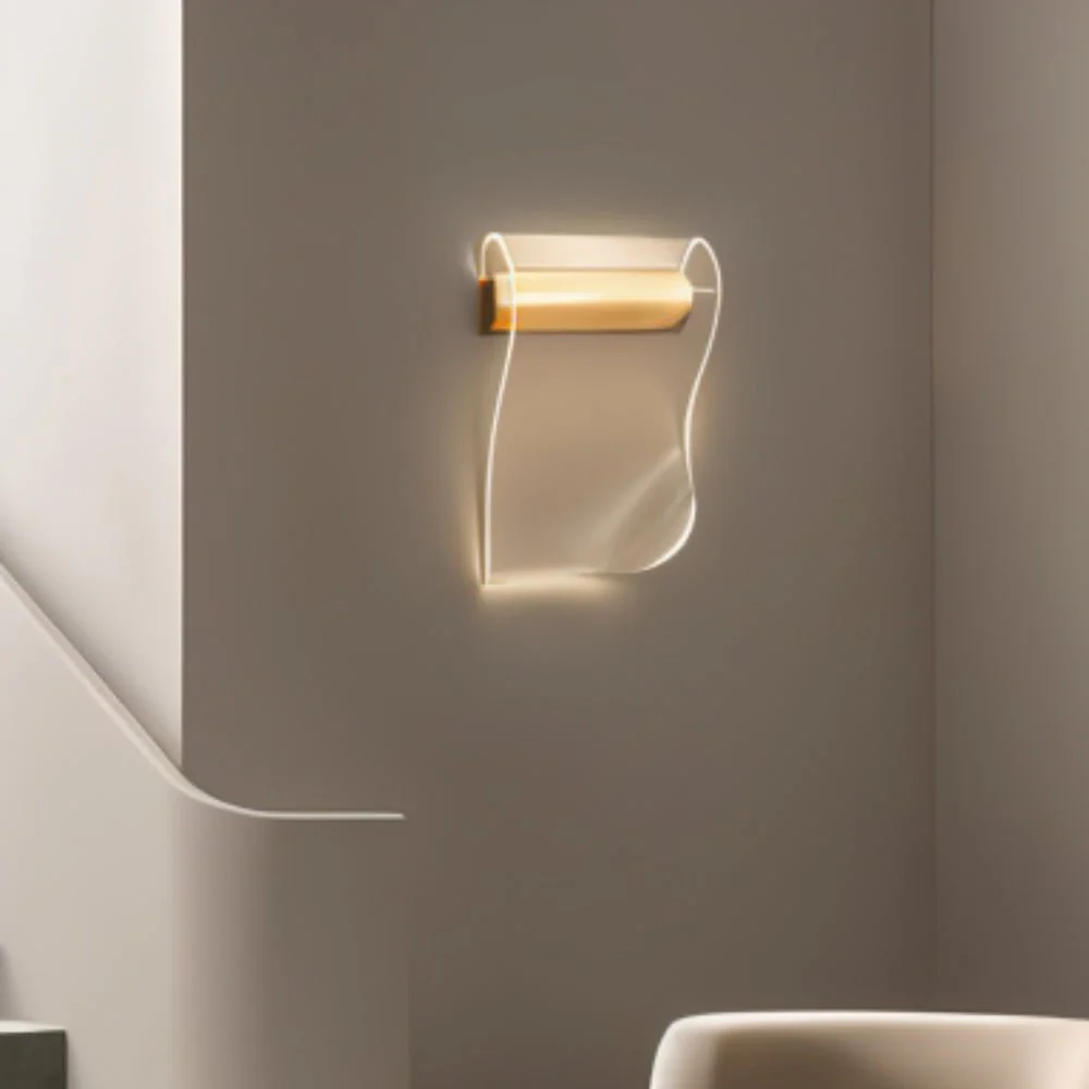 Sheets Wall Lamp - Image 3