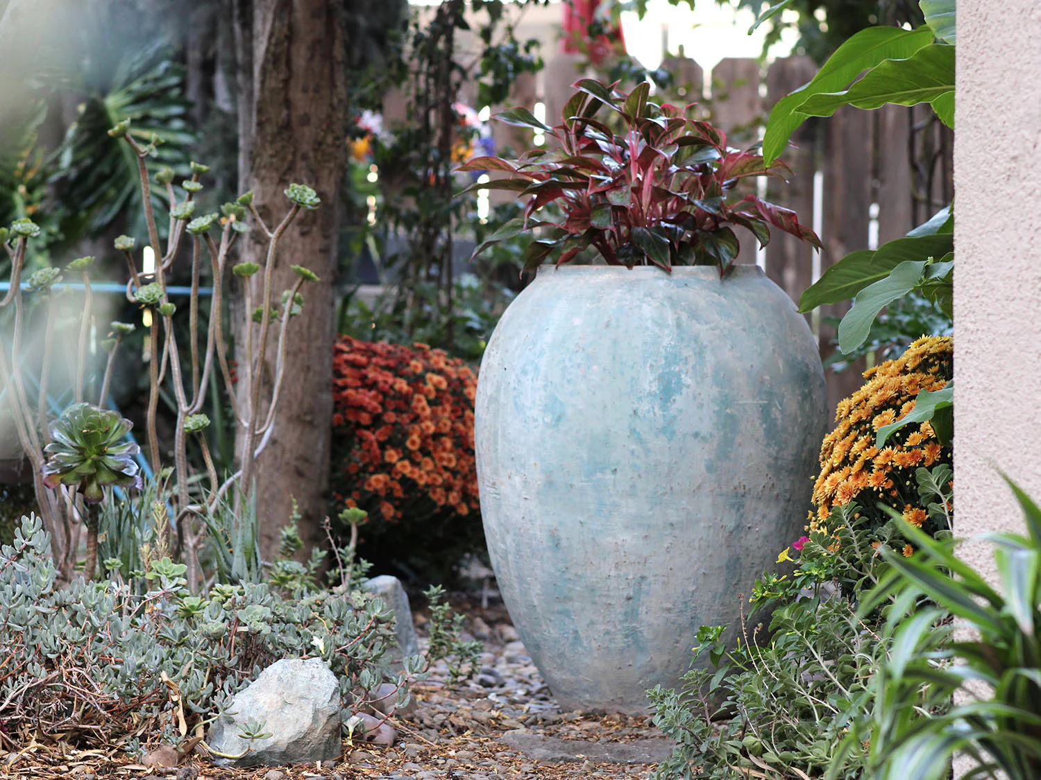 Single Water Jar By Plantatorem - Image 3