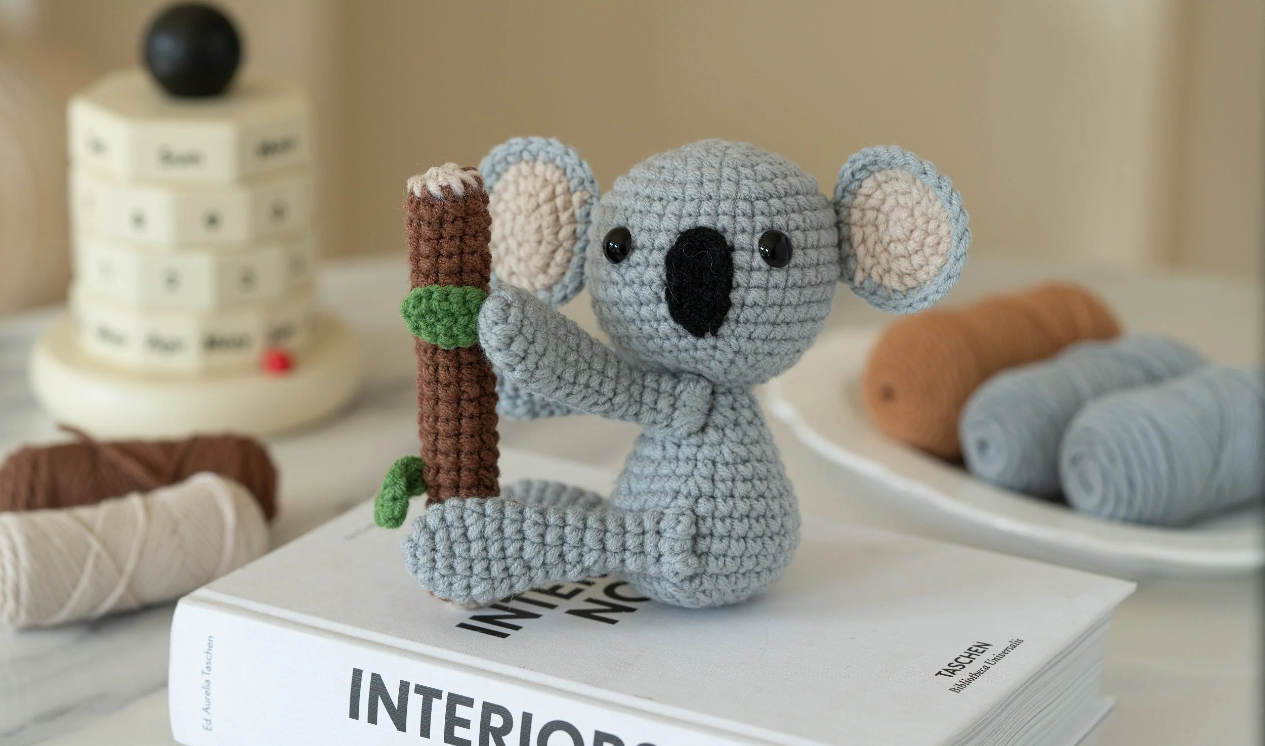 Sloth and Koala Amigurumi DIY Crochet Kit Wizardi F07N8-M207 - Image 3