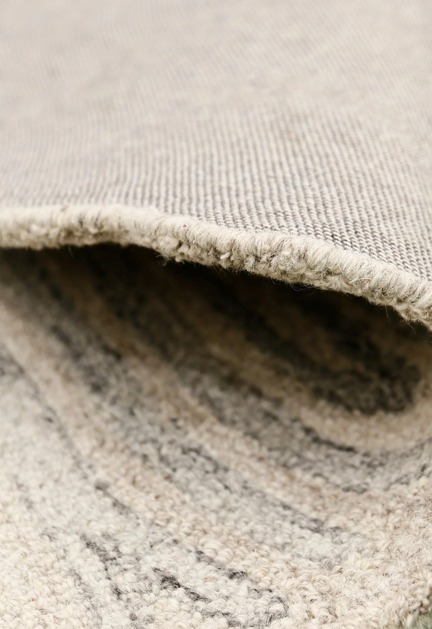 Snow Bloom Beige Hand Tufted 5x7 Wool Area Rug - Image 3