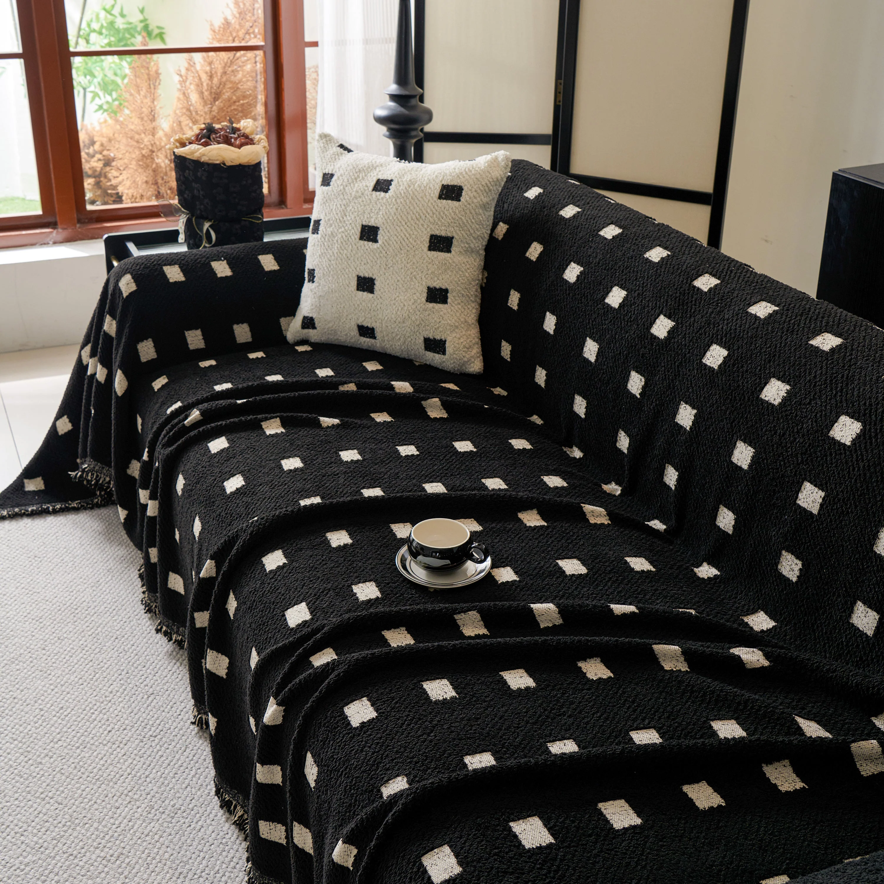 Sofa Throw Blanket with Woven Geometric Pattern & Tassels, Soft & Thick Couch Cover - Image 40
