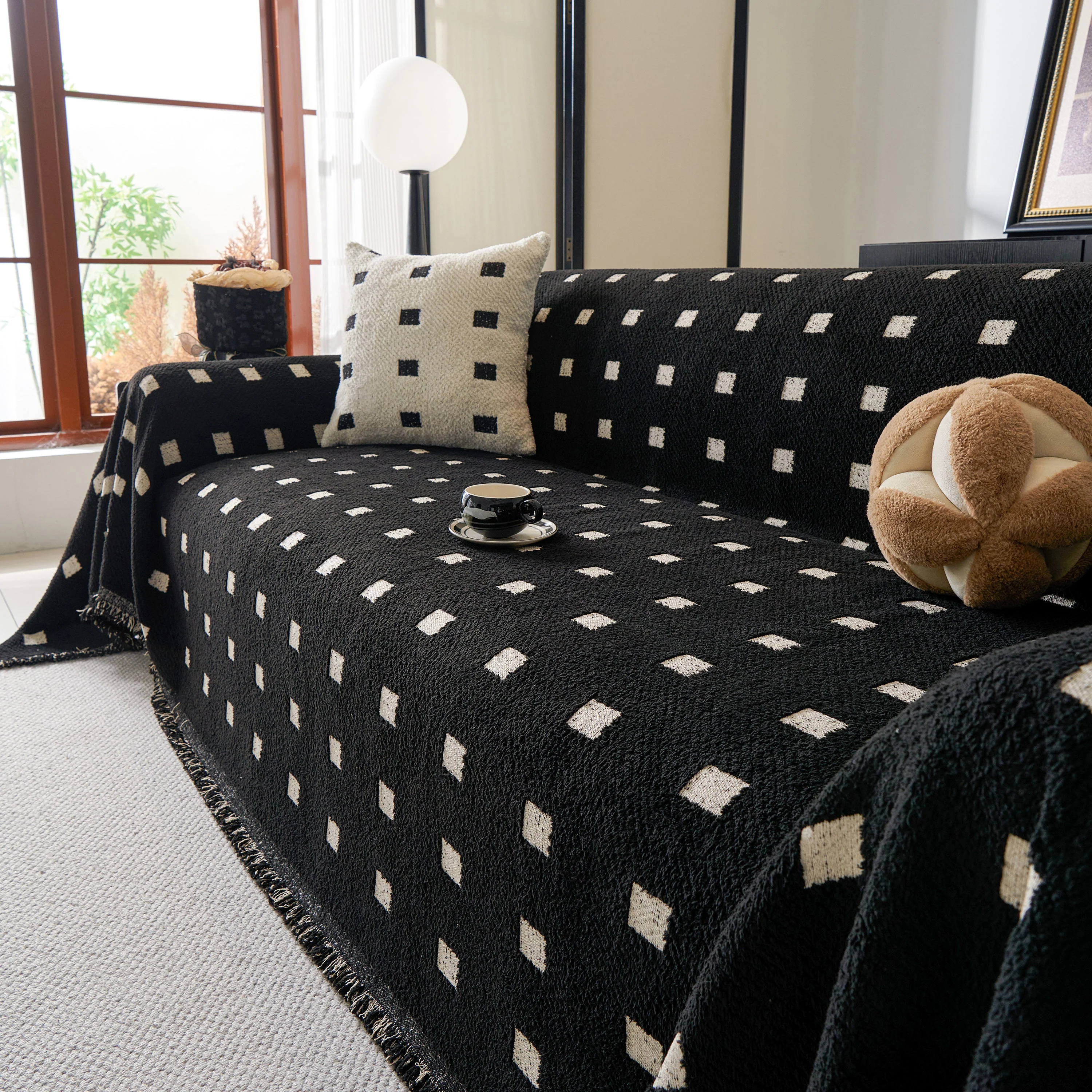 Sofa Throw Blanket with Woven Geometric Pattern & Tassels, Soft & Thick Couch Cover - Image 50
