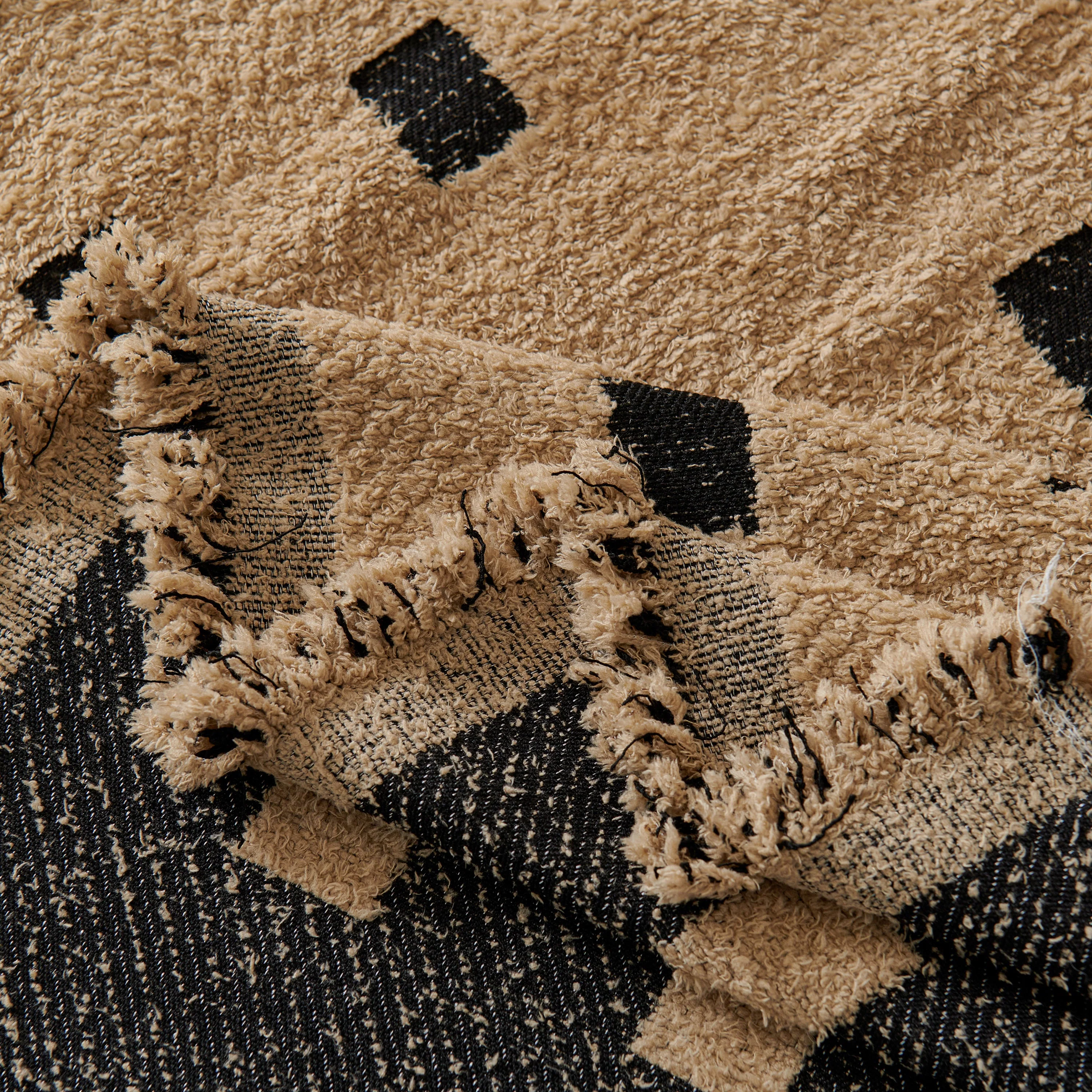 Sofa Throw Blanket with Woven Geometric Pattern & Tassels, Soft & Thick Couch Cover - Image 69
