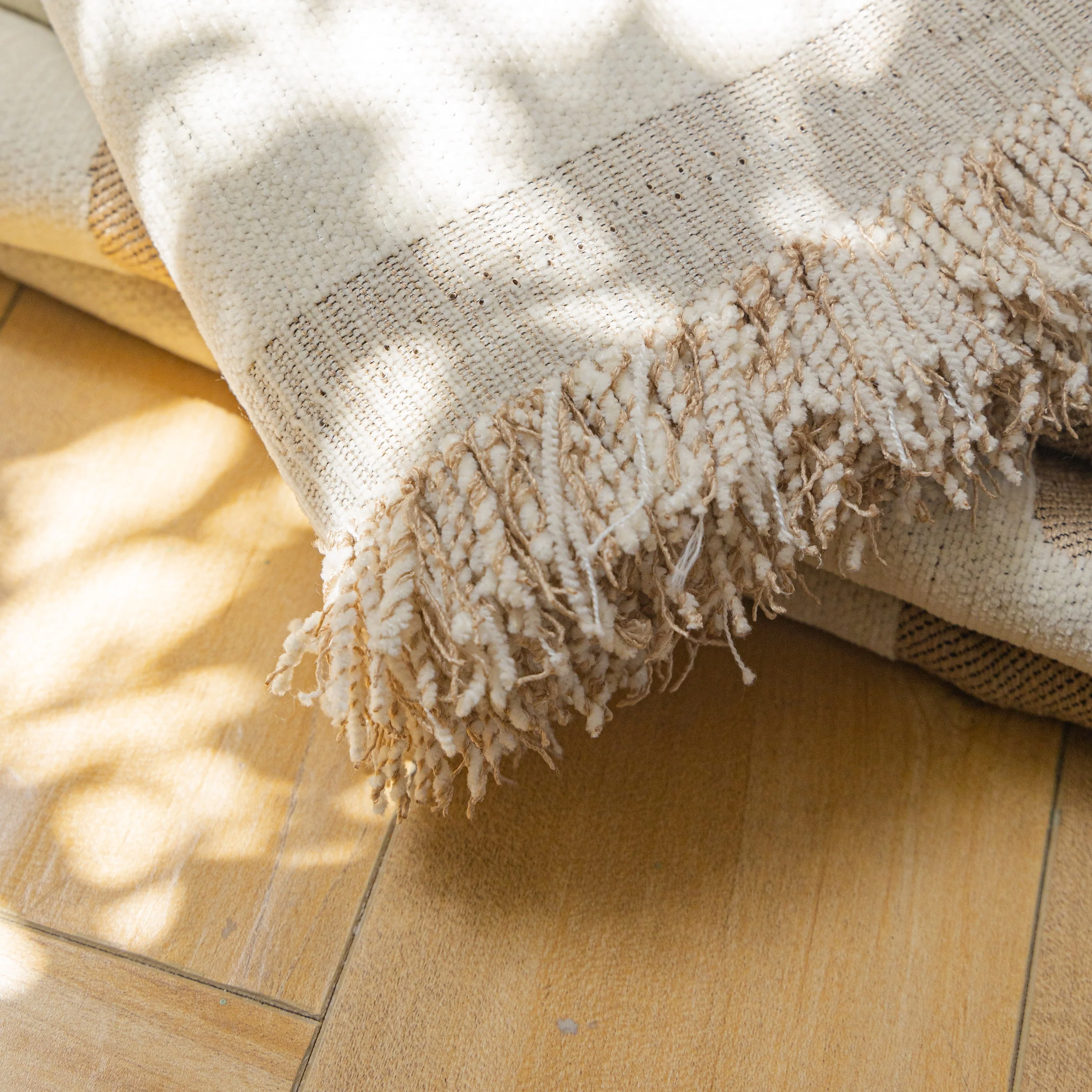 Soft Cozy Chenille Throw Cover for Couch with Tassel Accents, Dustproof Soft Throws for Sofa - Image 78
