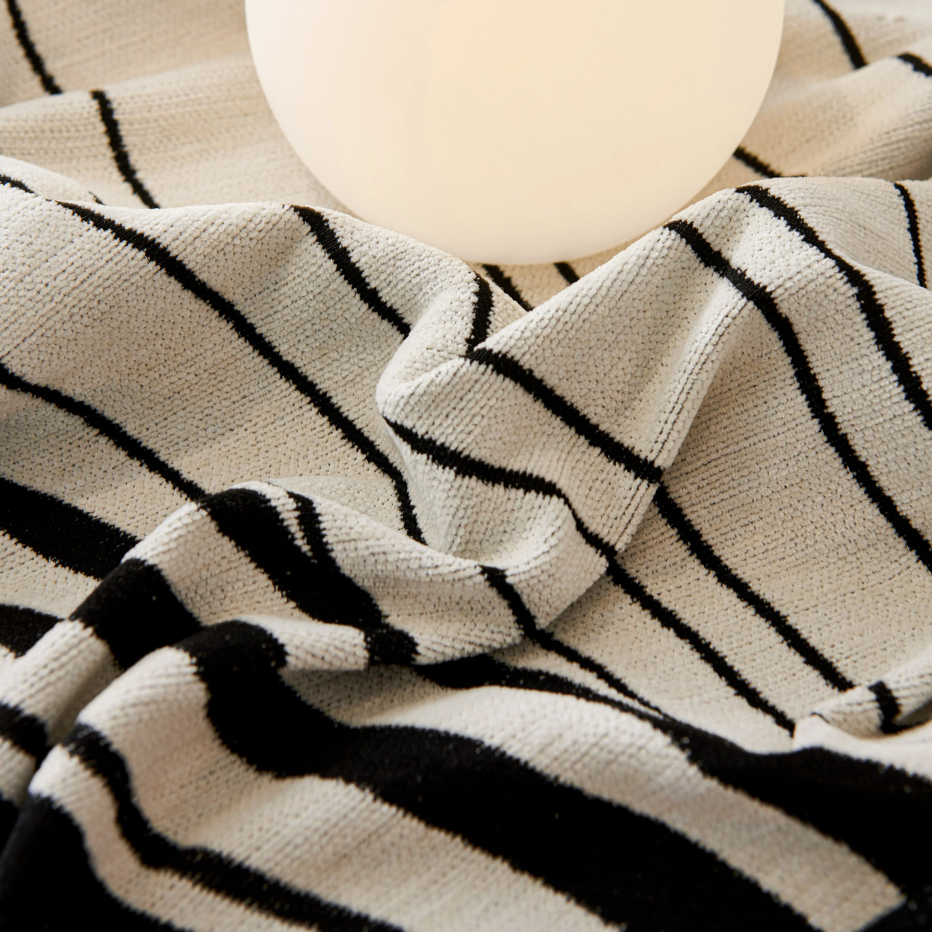 Soft Cozy Curved Throw Blankets for Couch, Sofa, Bed, Travel, Decorative Blankets for Women, Men, Kids Gift - Image 4
