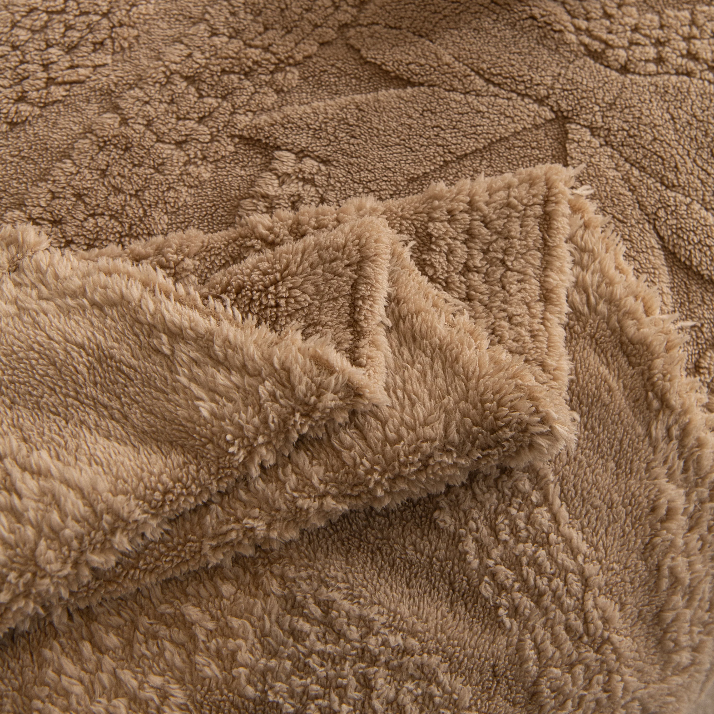 Soft Plush Fleece Throw Blanket for Couch Solid Cute Warm Couch Cover Blanket for Winter - Image 33