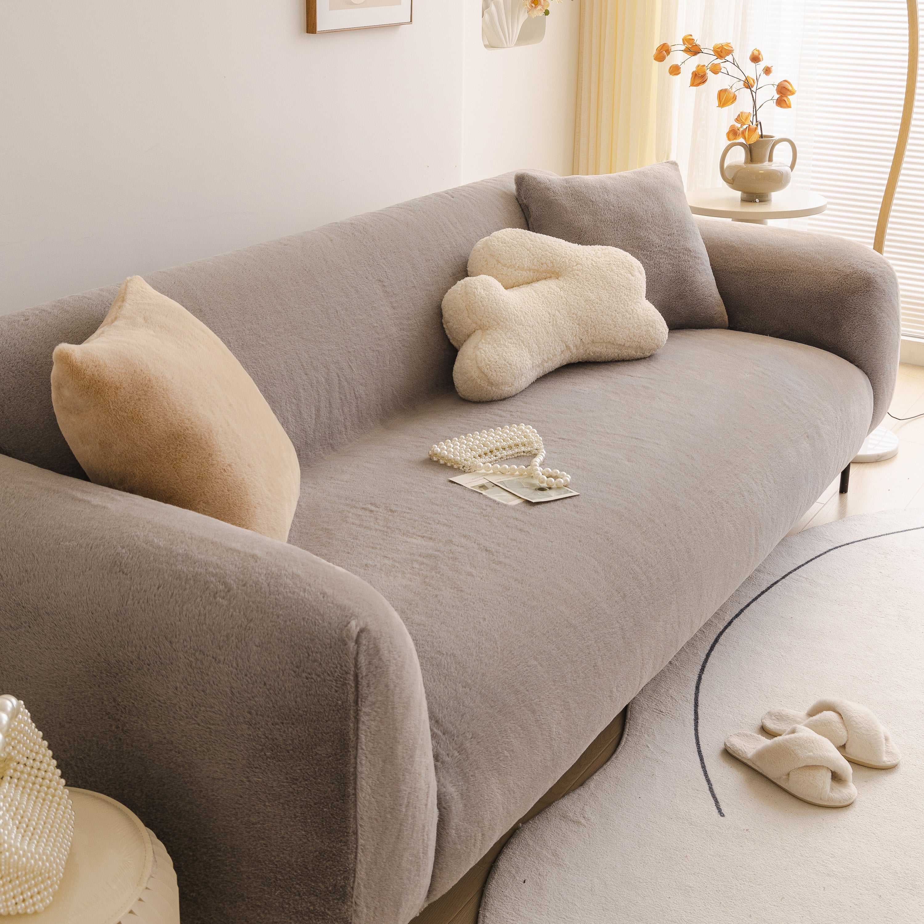 Soft Plush Warm Sofa Cover Stretchable Cozy Velvet Couch Protector for Fall & Winter - Image 100