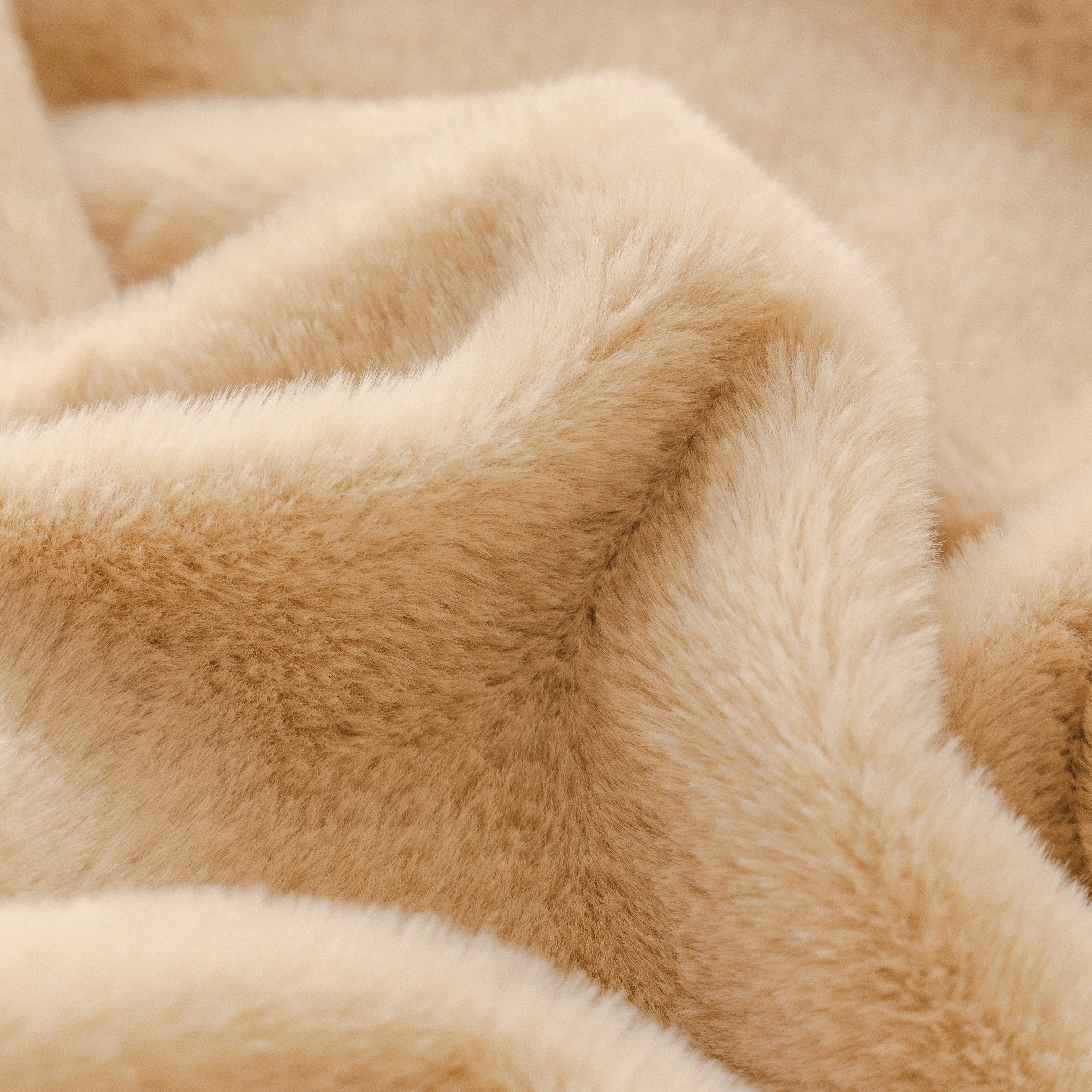 Soft Plush Warm Sofa Cover Stretchable Cozy Velvet Couch Protector for Fall & Winter - Image 111