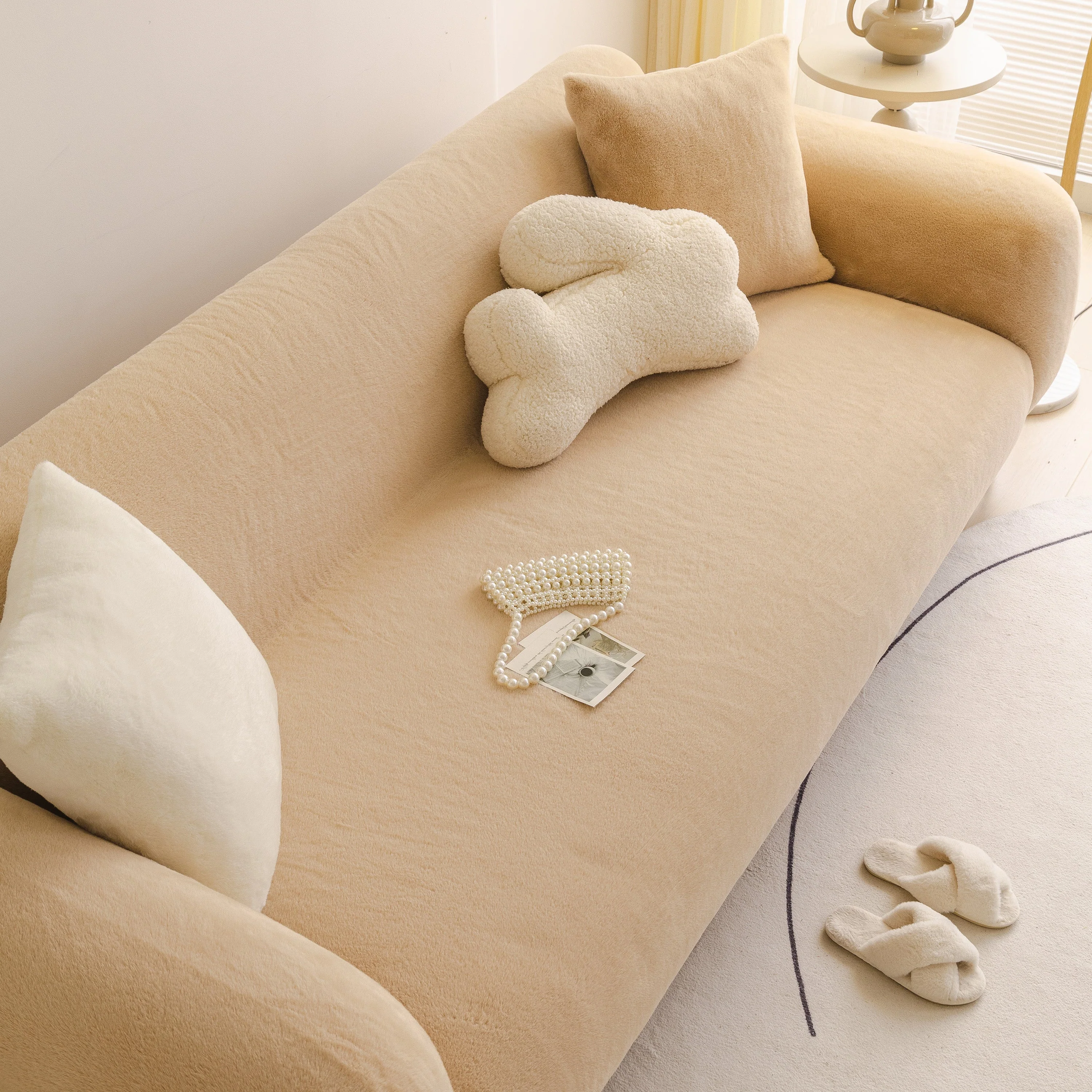 Soft Plush Warm Sofa Cover Stretchable Cozy Velvet Couch Protector for Fall & Winter - Image 123