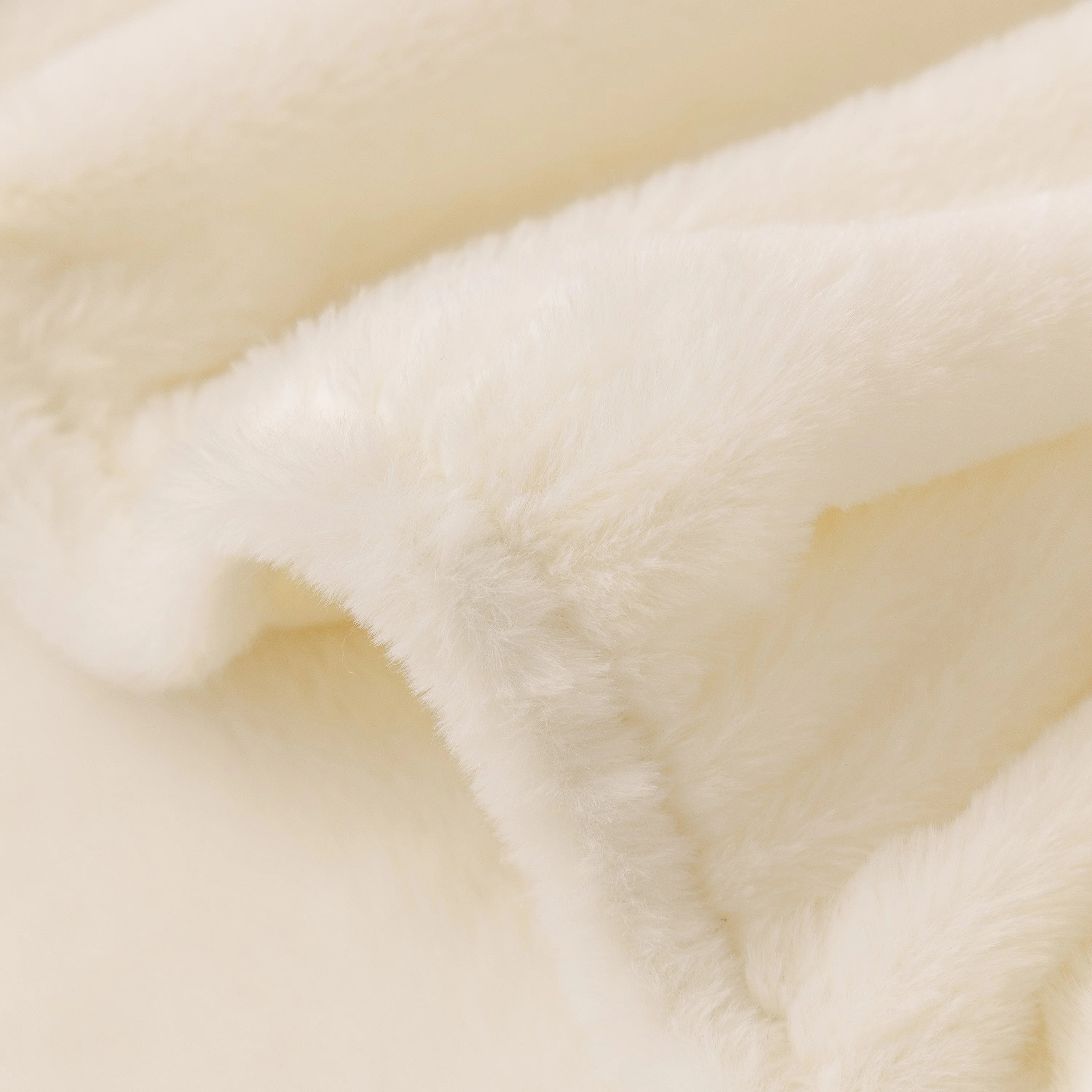 Soft Plush Warm Sofa Cover Stretchable Cozy Velvet Couch Protector for Fall & Winter - Image 36