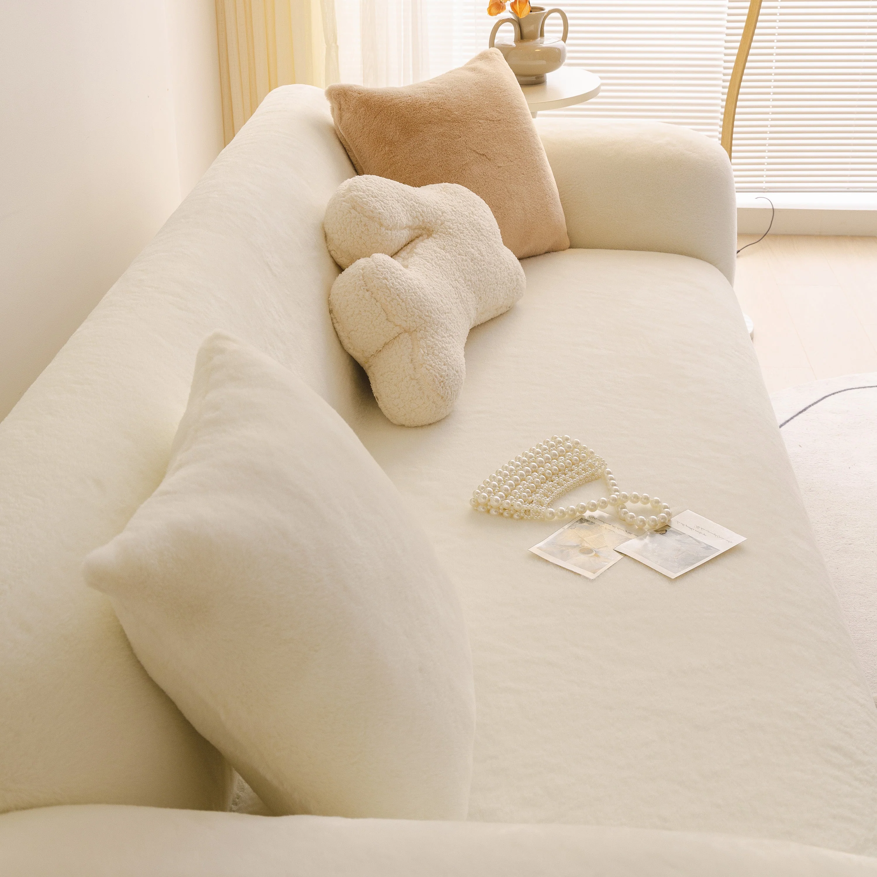 Soft Plush Warm Sofa Cover Stretchable Cozy Velvet Couch Protector for Fall & Winter - Image 51