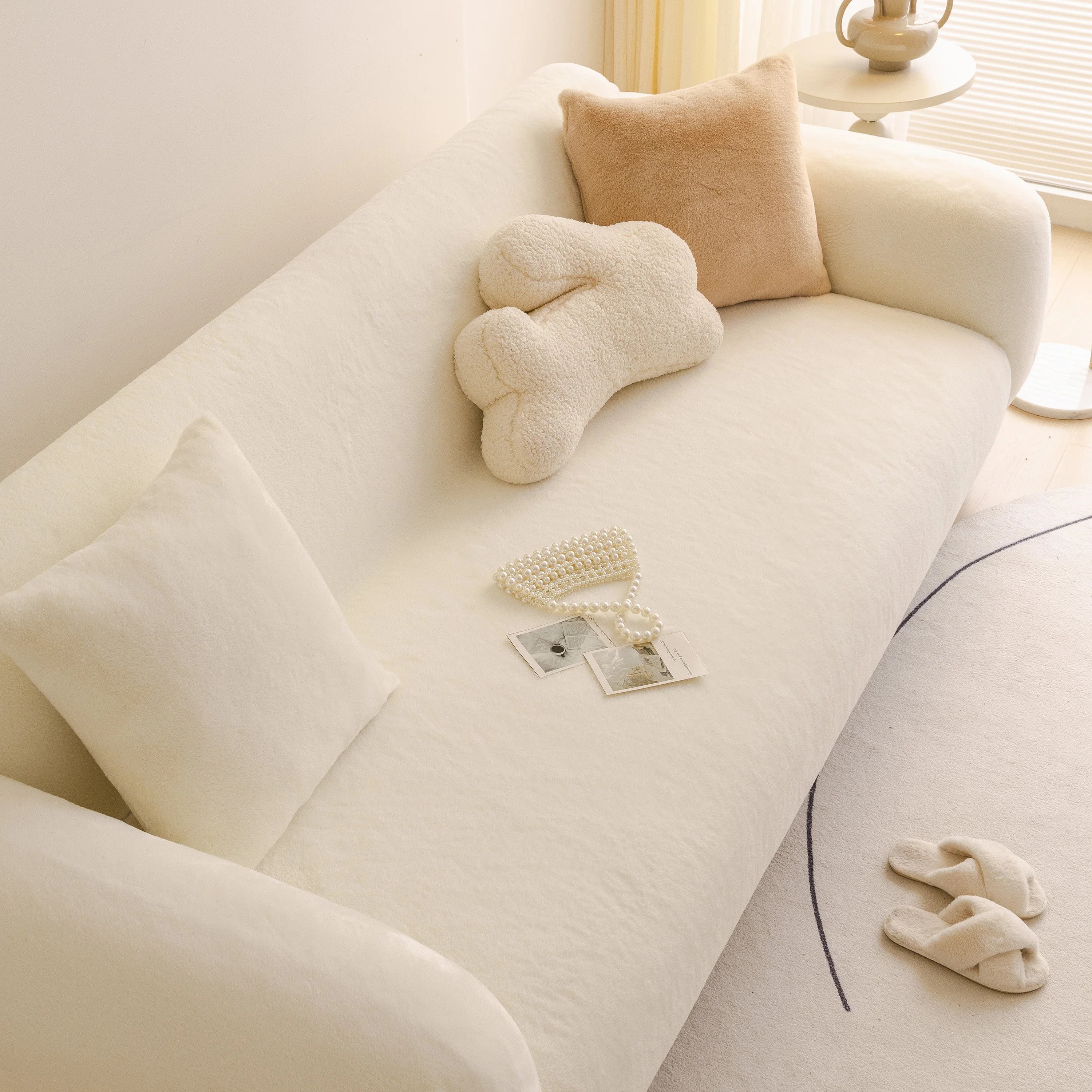 Soft Plush Warm Sofa Cover Stretchable Cozy Velvet Couch Protector for Fall & Winter - Image 54