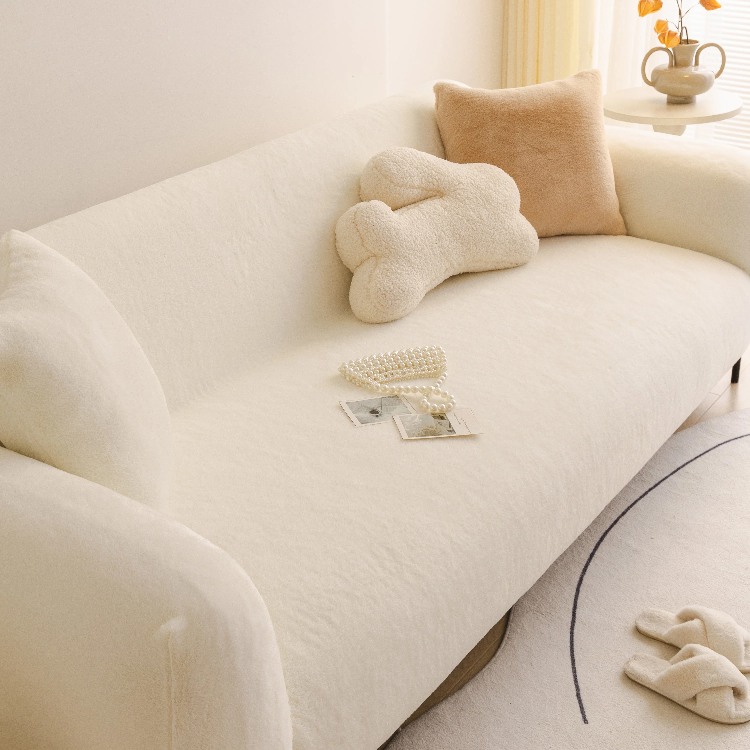 Soft Plush Warm Sofa Cover Stretchable Cozy Velvet Couch Protector for Fall & Winter - Image 56