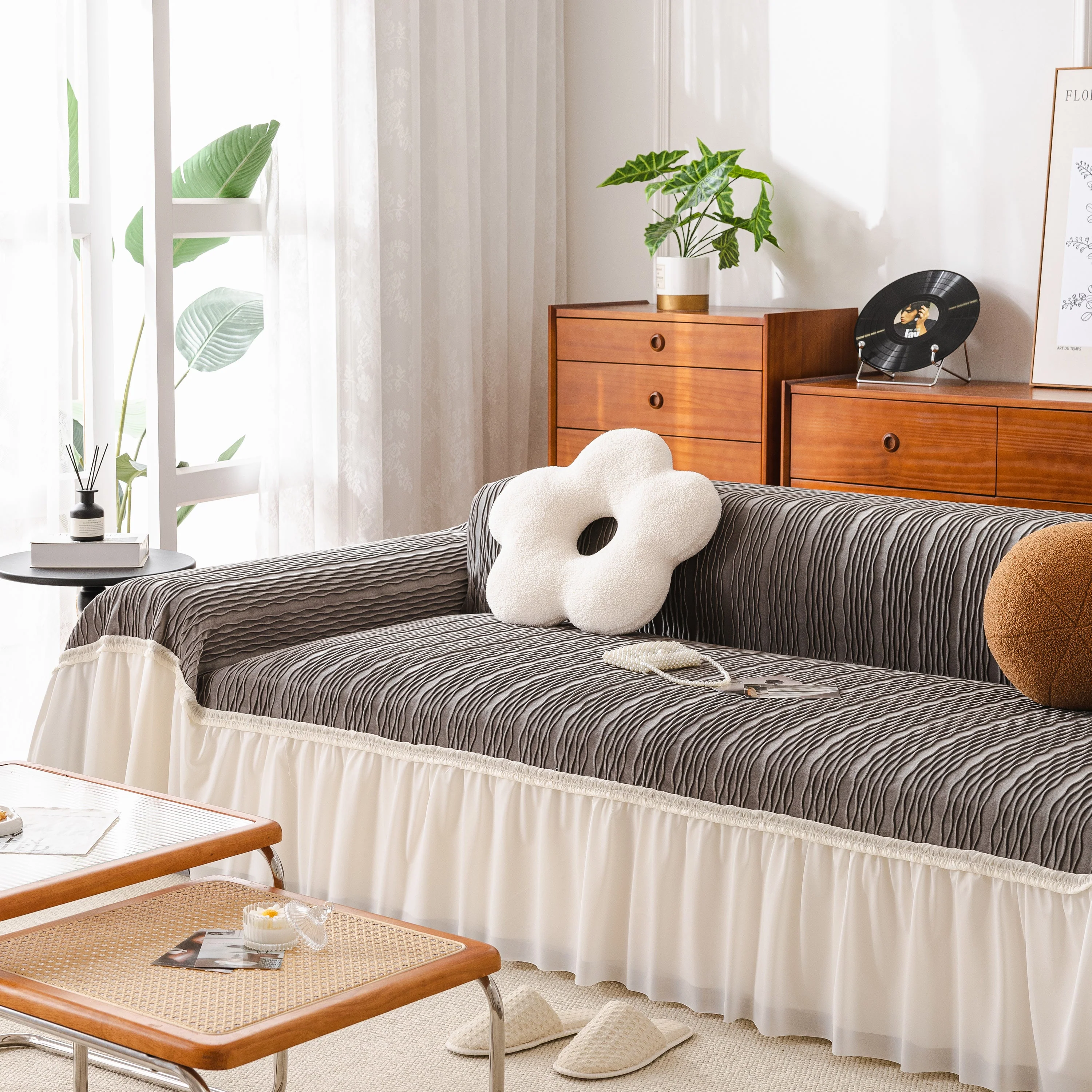 Soft Warm Flannel Couch Cover Throw Blanket with French Flounce, Beautiful Furniture Throws for Sofas - Image 81