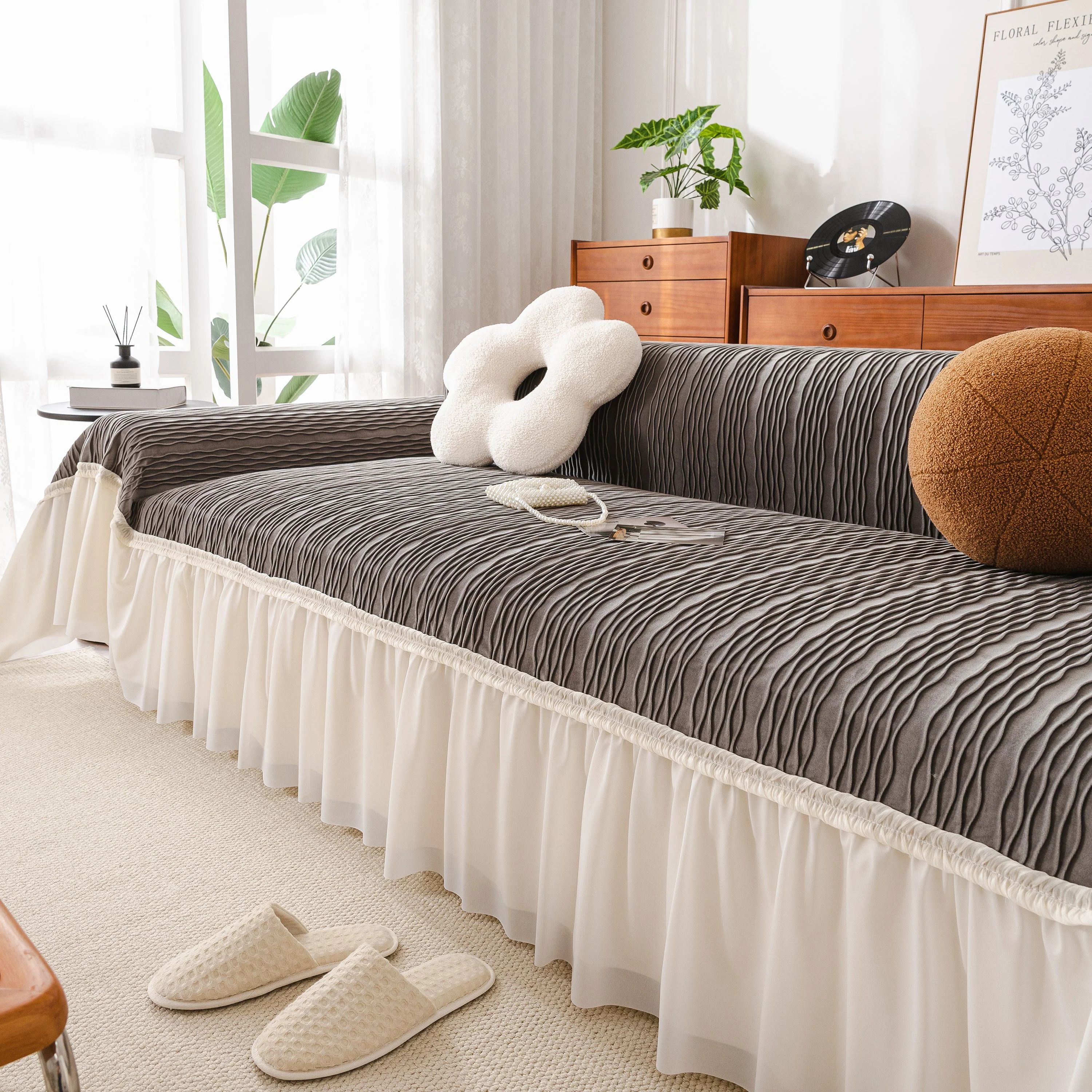 Soft Warm Flannel Couch Cover Throw Blanket with French Flounce, Beautiful Furniture Throws for Sofas - Image 93