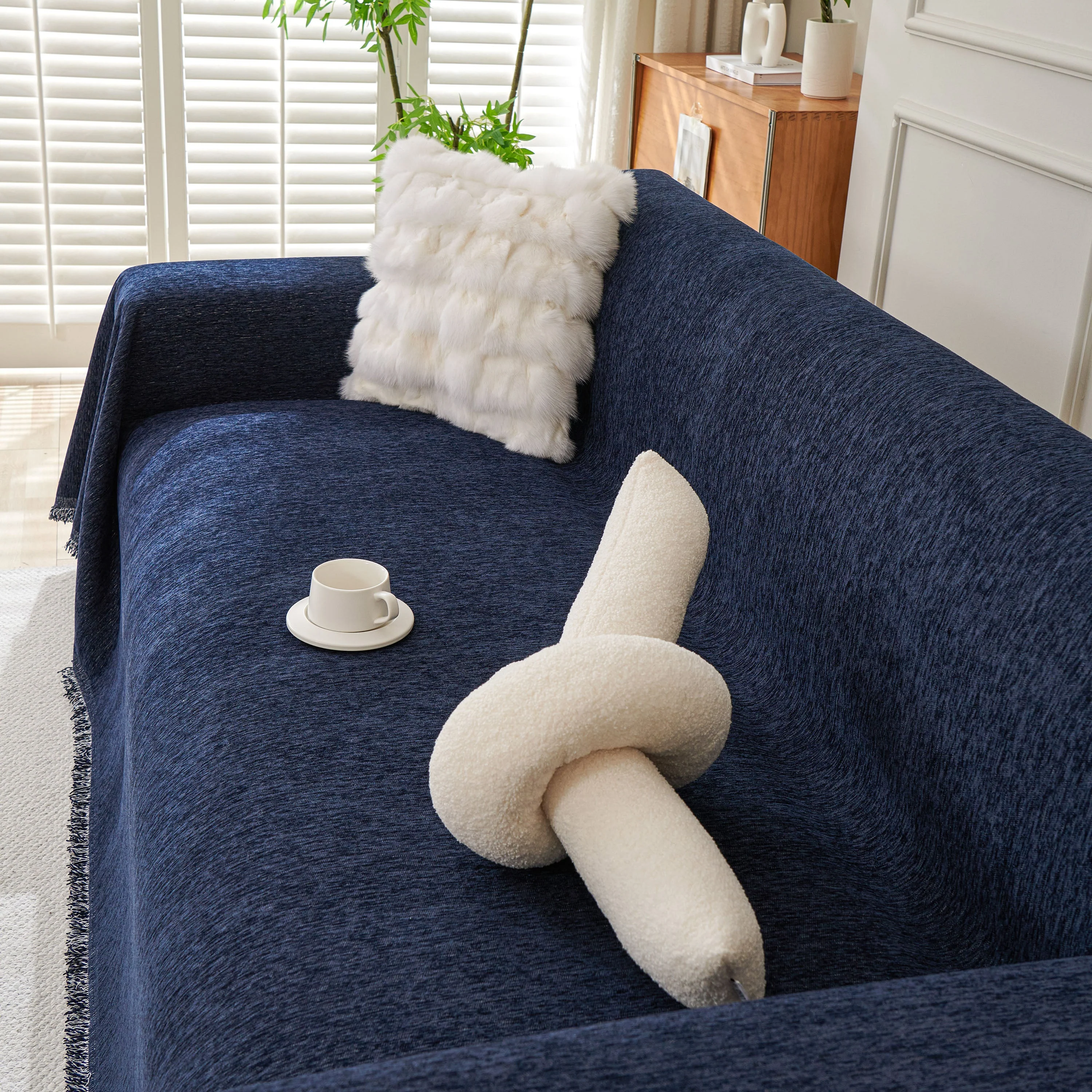 Solid Color Chenille Sofa Throw Blanket, Modern Decor Soft Couch Cover with Fringes - Image 45