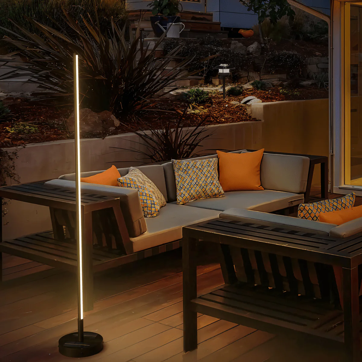 Solix Outdoor Floor Lamp - Image 2