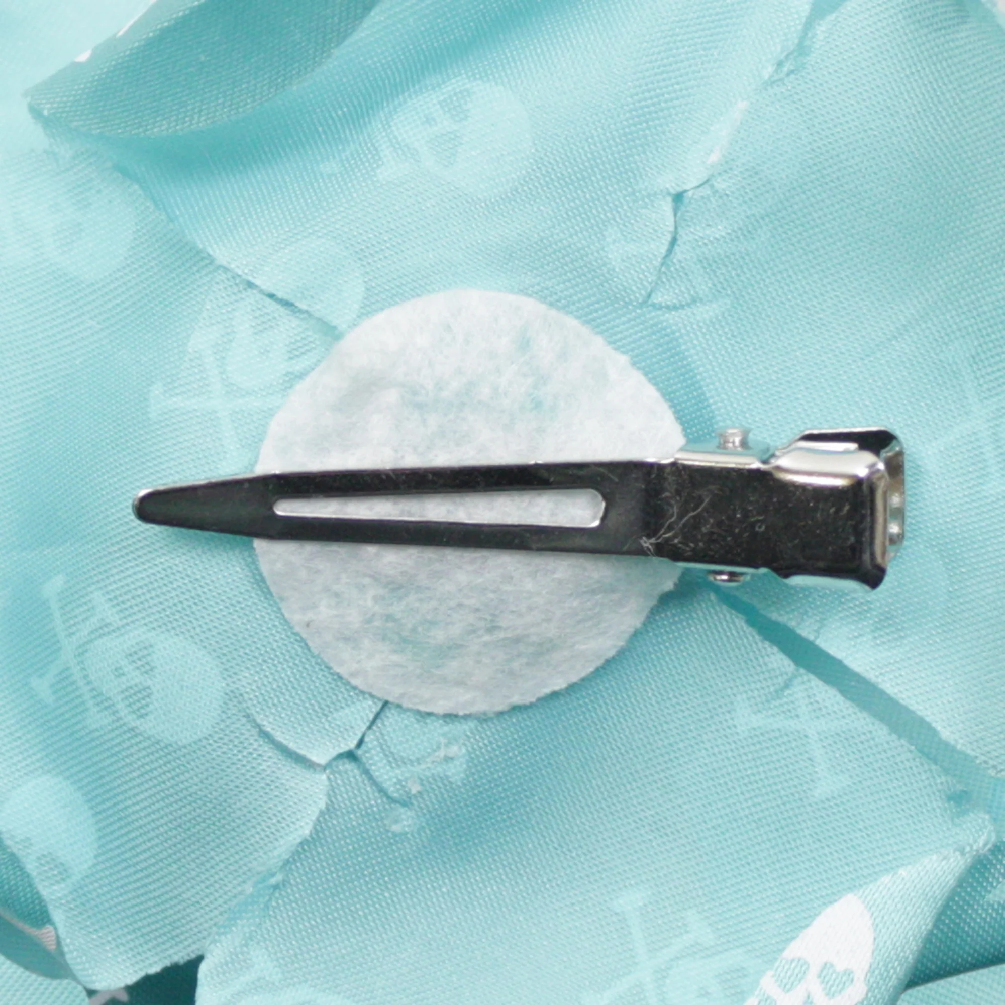 Sourpuss Turquoise & White Skull Rose Hair Clip | Gothic Rockabilly Pin-Up Hair Accessory - Image 3