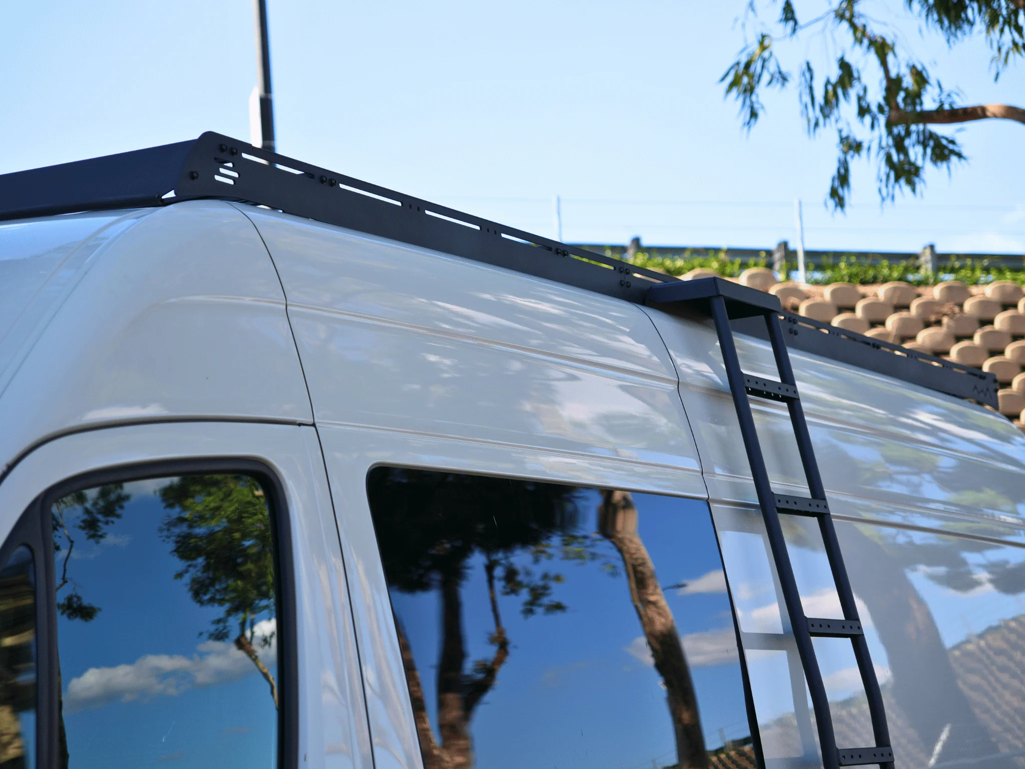 SPRINTER 144" HIGH ROOF STEALTH 2.0 ROOF RACK - Image 9