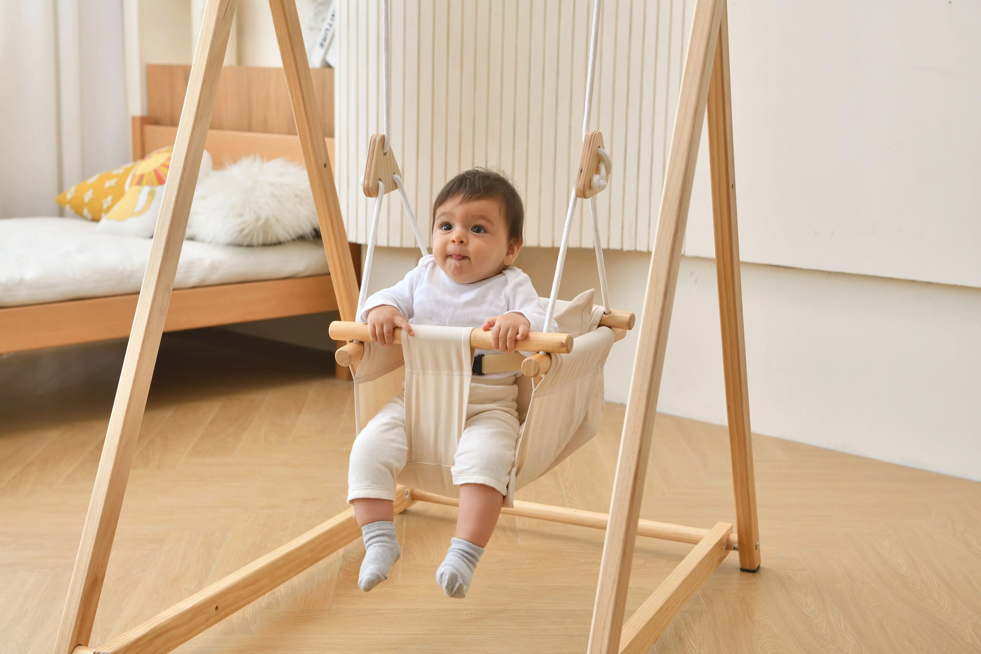 Spruce | Foldable Baby Swing - Gray - Image 4
