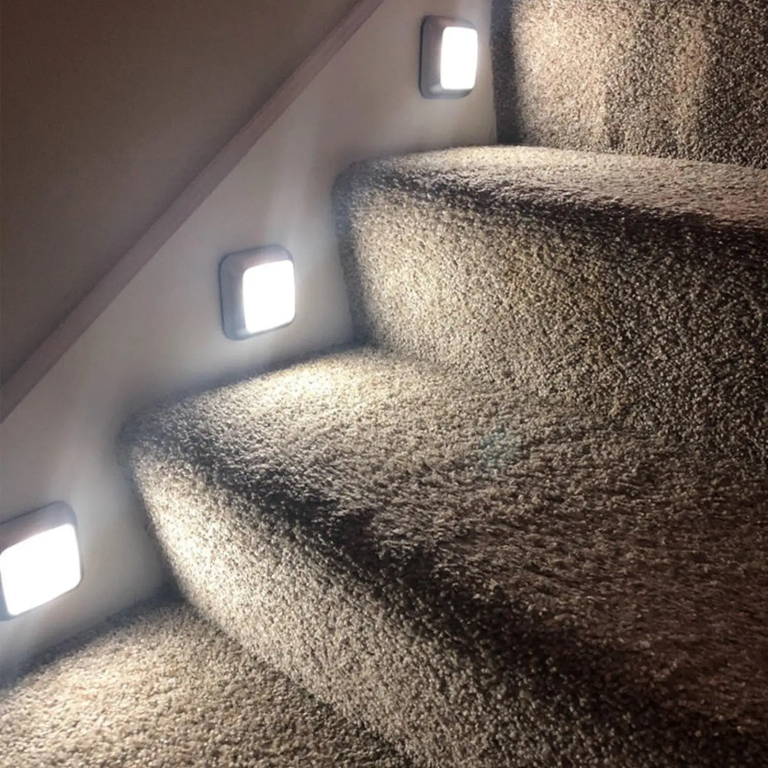 Square & PIR Motion Sensor Light for Closet with Battery - Image 7