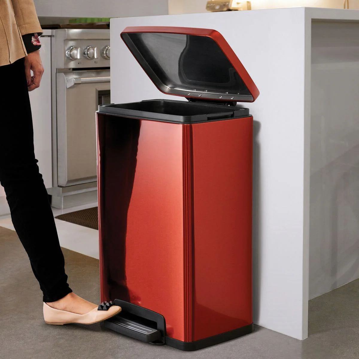 Stainless Steel 13-Gallon Kitchen Trash Can with Step Lid in Copper Red Finish - Image 3