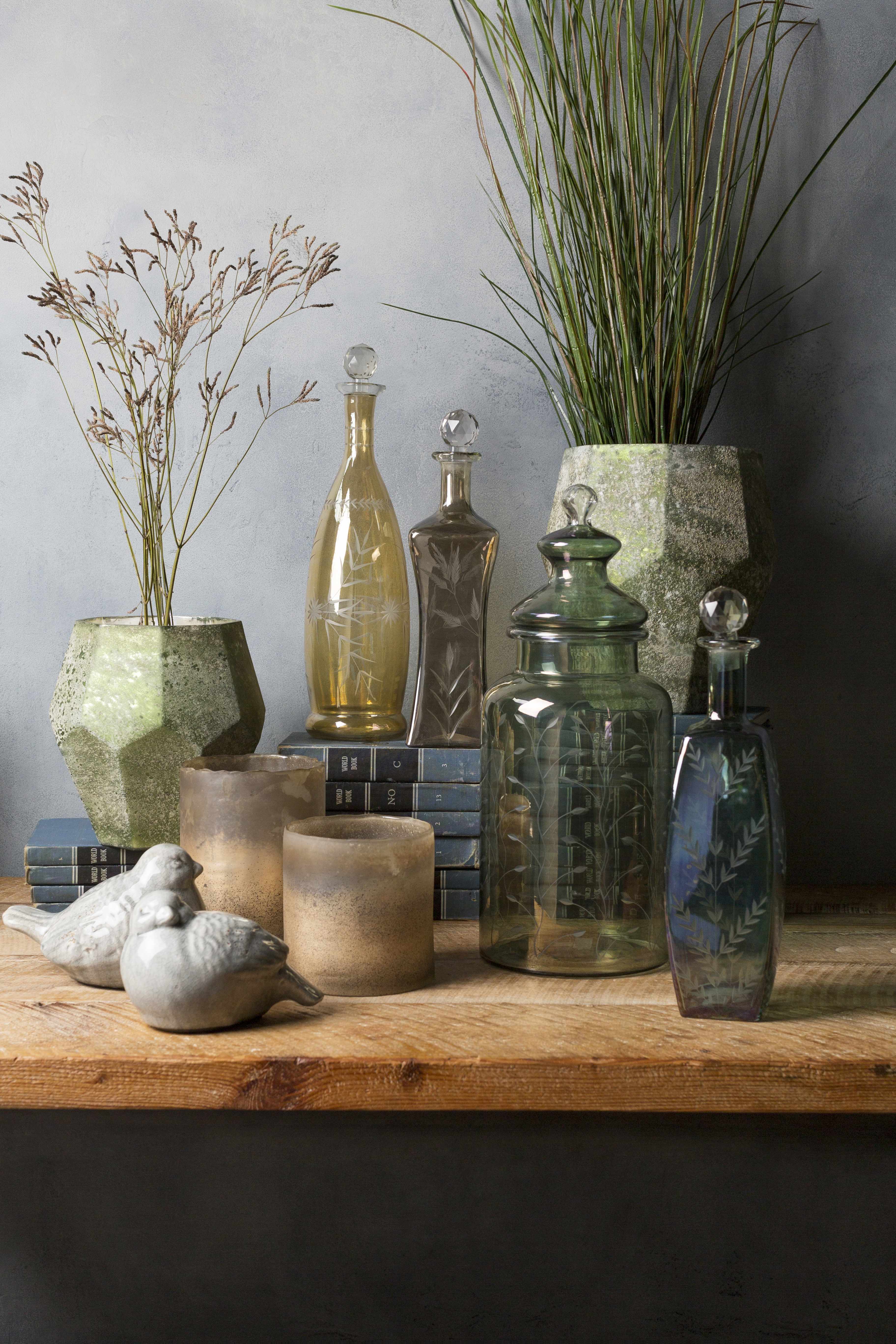 Stewartville Green Etched Glass Jar - Image 7