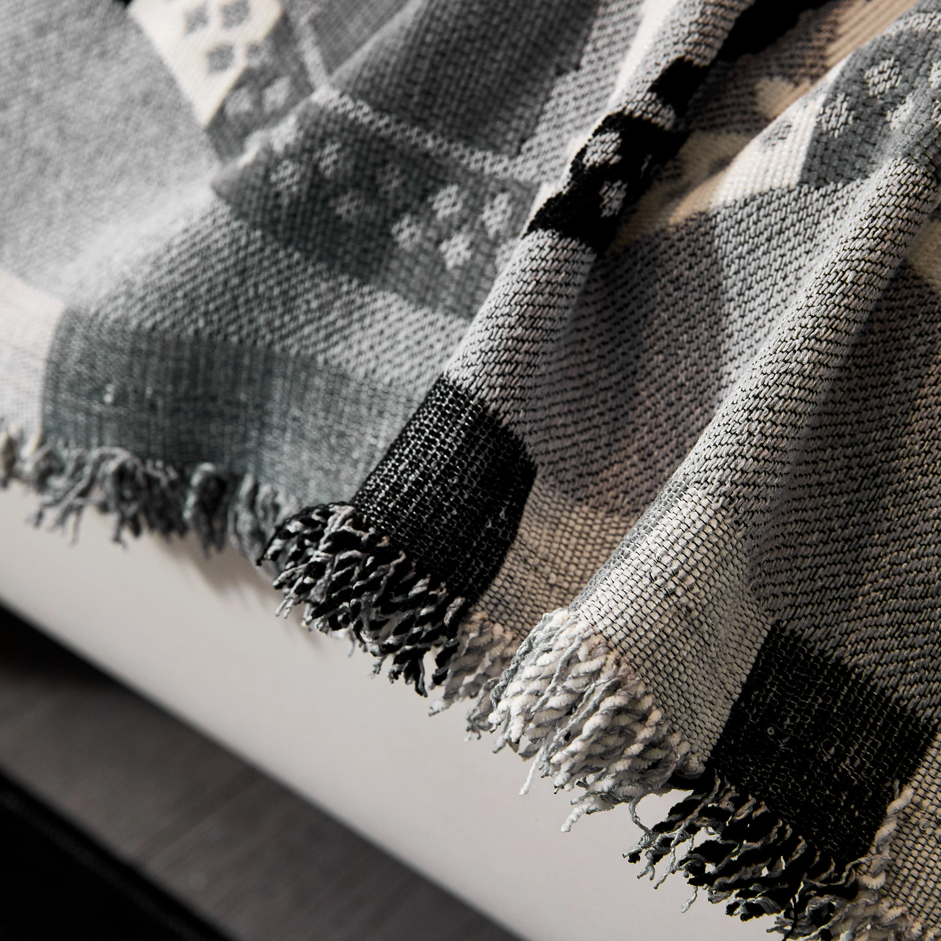Striped Chenille Sofa Throw Covers, Boho Style Cozy Couch Protector Blanket - Image 26