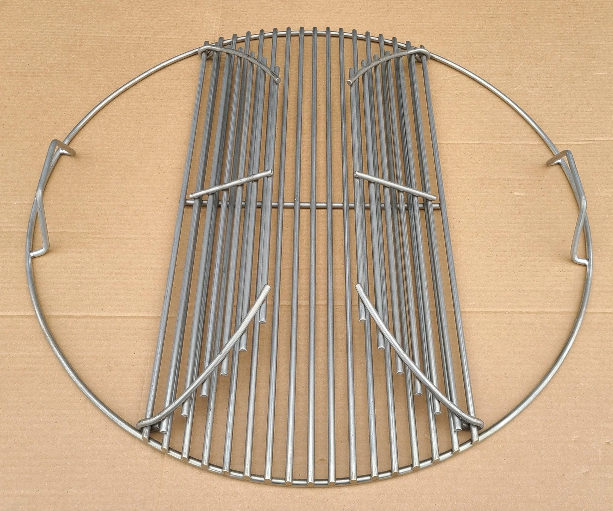 SUPER HEAVY DUTY FOOD GRATE FOR 26" KETTLE (0.275" STAINLESS STEEL, HEAVIER THAN 1/4") - Image 2