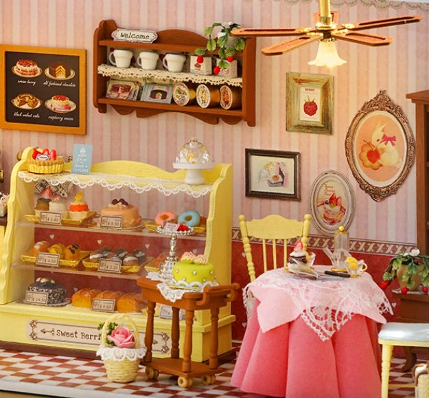 Sweet Berry Time Dollhouse Kit - Miniature Wizardi Roombox Kit F07M51-61-A-041-A - Image 4