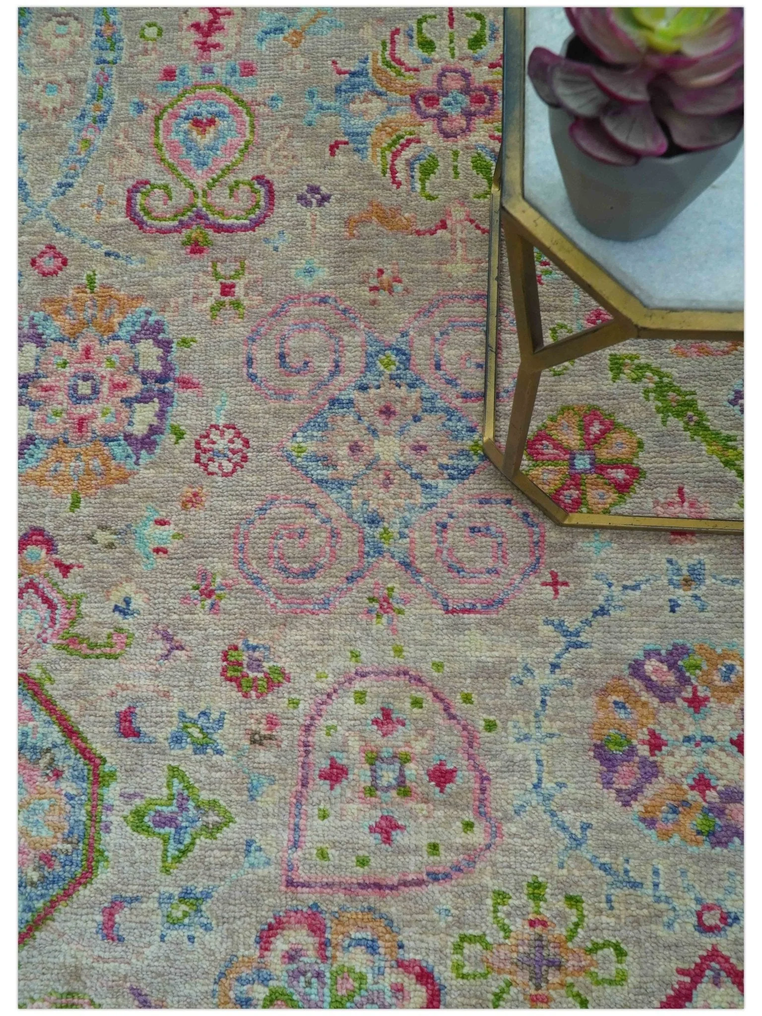 Terra Custom Made Traditional Tribal Design Beige And Pink Hand Knotted Wool Rug - Image 9