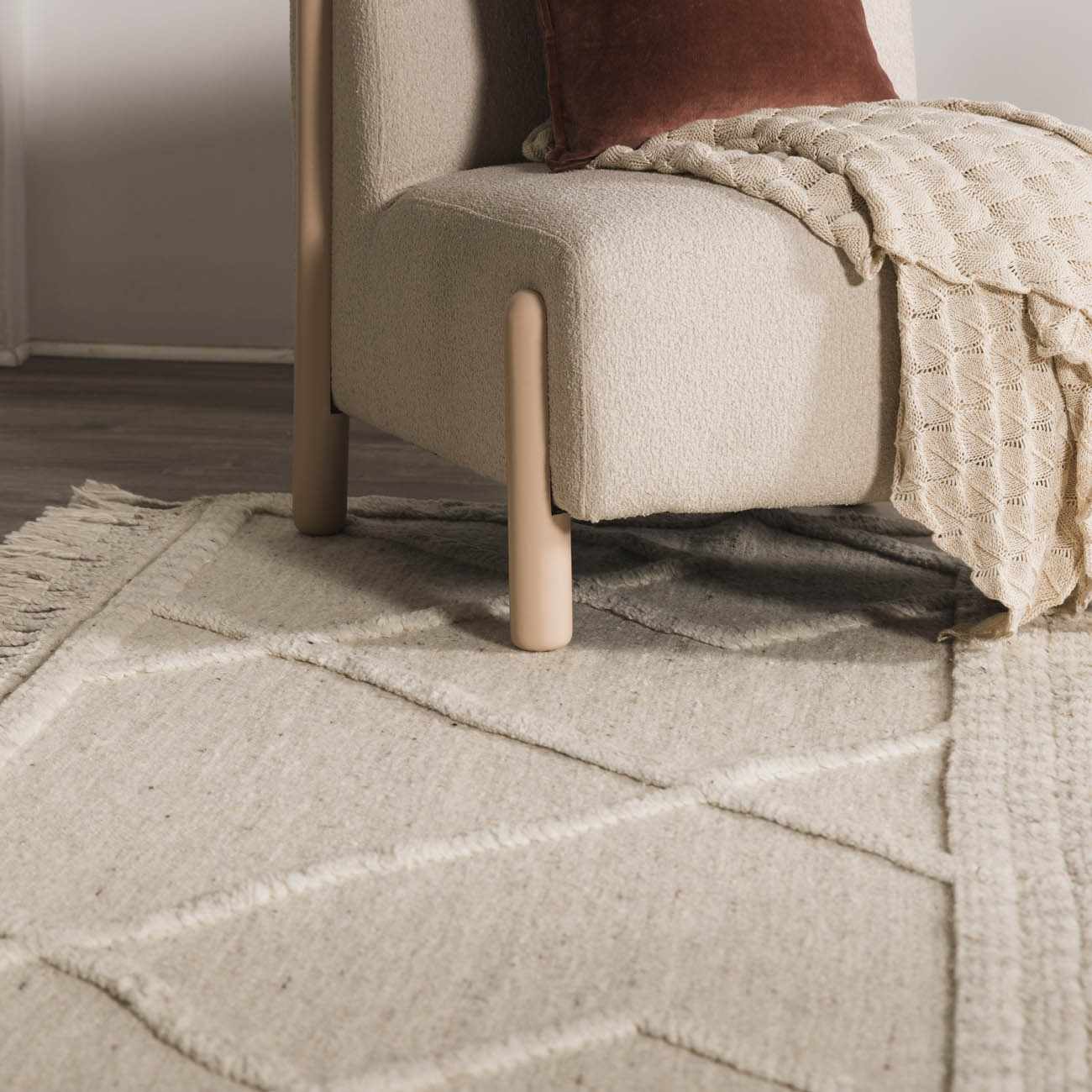 The Abis Wool Rug - Image 14