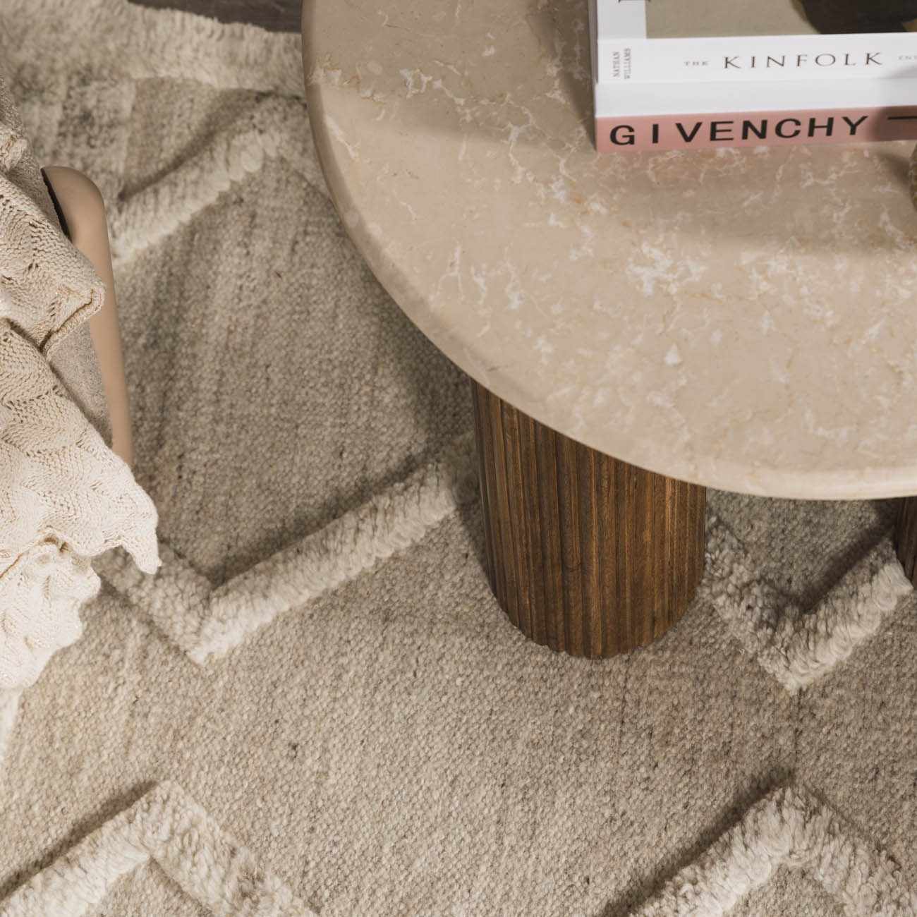 The Abis Wool Rug - Image 15