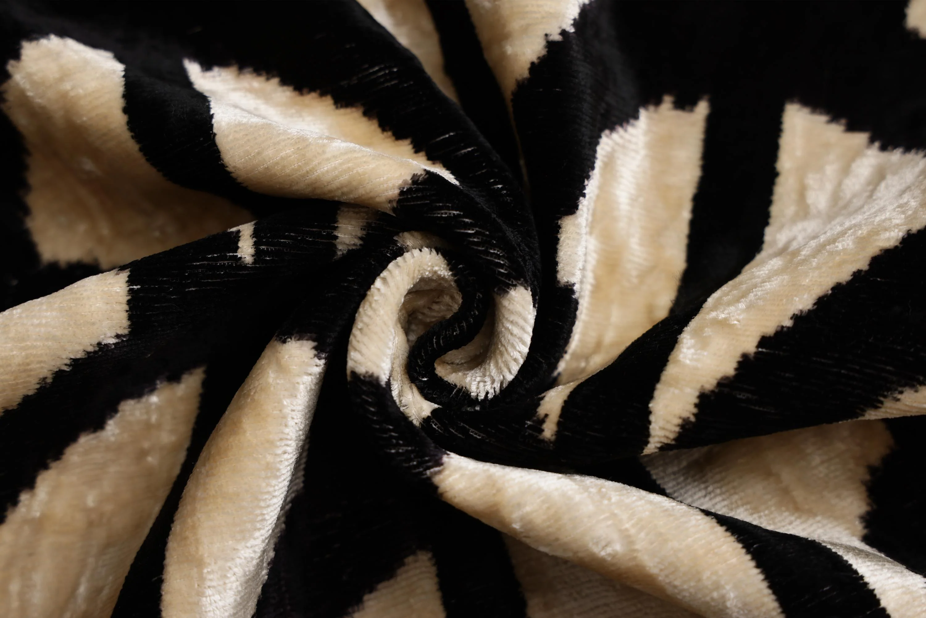 The Artisan Geometric Silk Velvet Pillow - Beige Bronze & Gold 20x20 in - Image 7