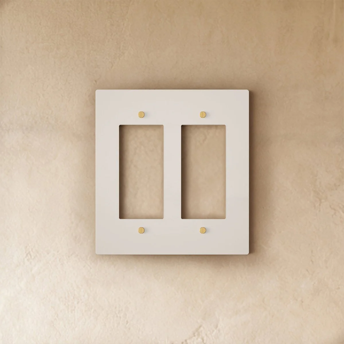 The Brass Plate (White with Brass) - Image 4