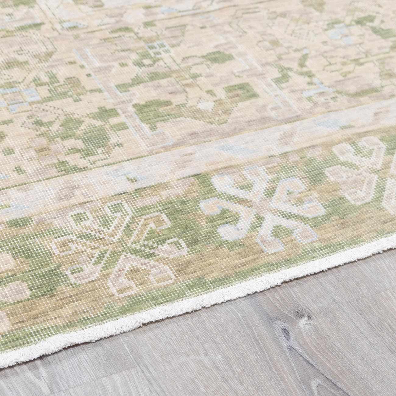 The Calanthe Wool Rug - Image 9