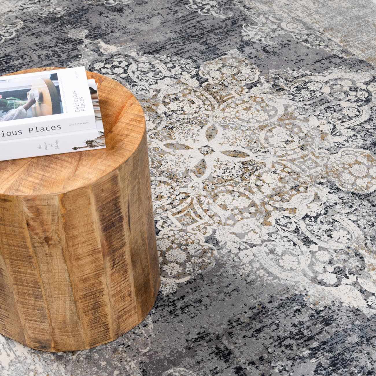 The Calion Faux Silk Rug - Image 9