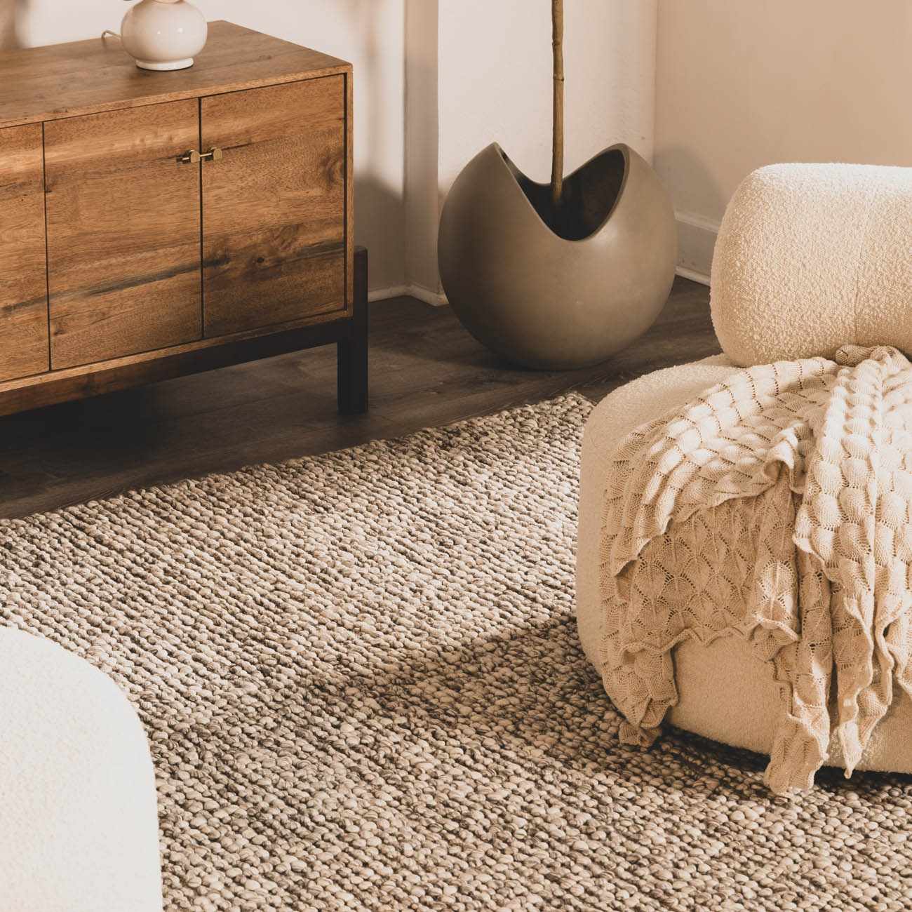 The Collingham Rug - Image 3