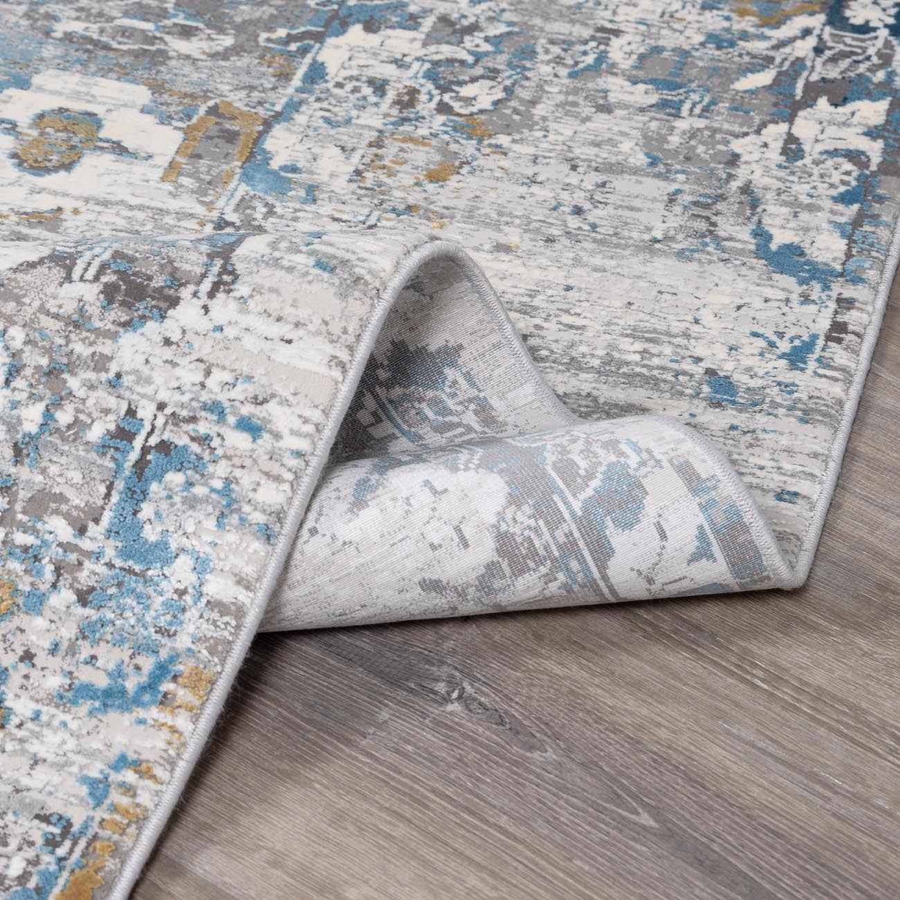 The Halcyra Faux Silk Rug - Image 4