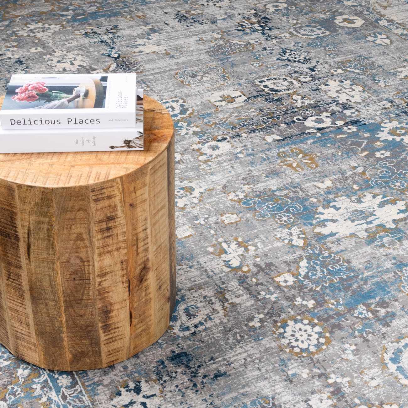 The Halcyra Faux Silk Rug - Image 9