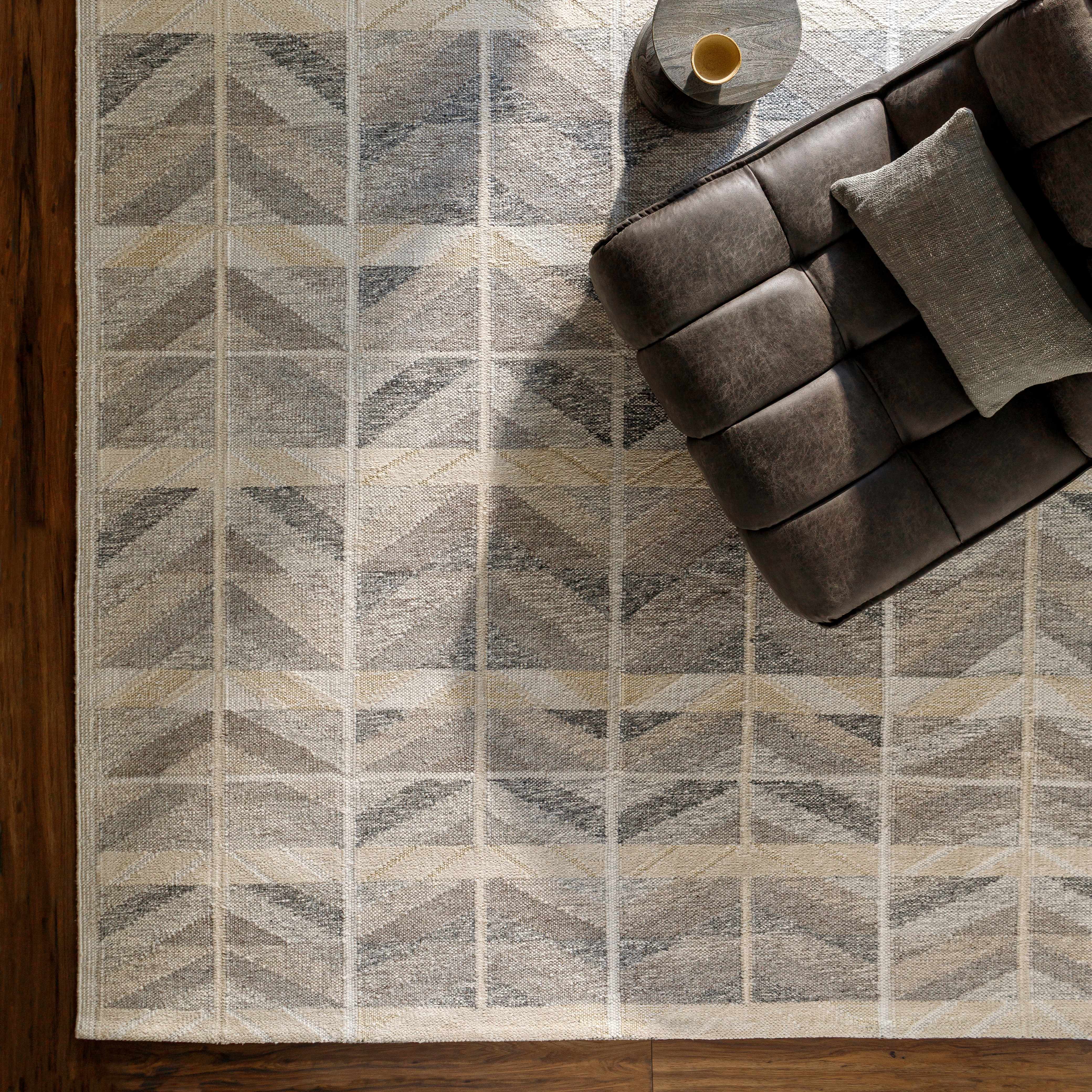 The Halona Rug - Image 11